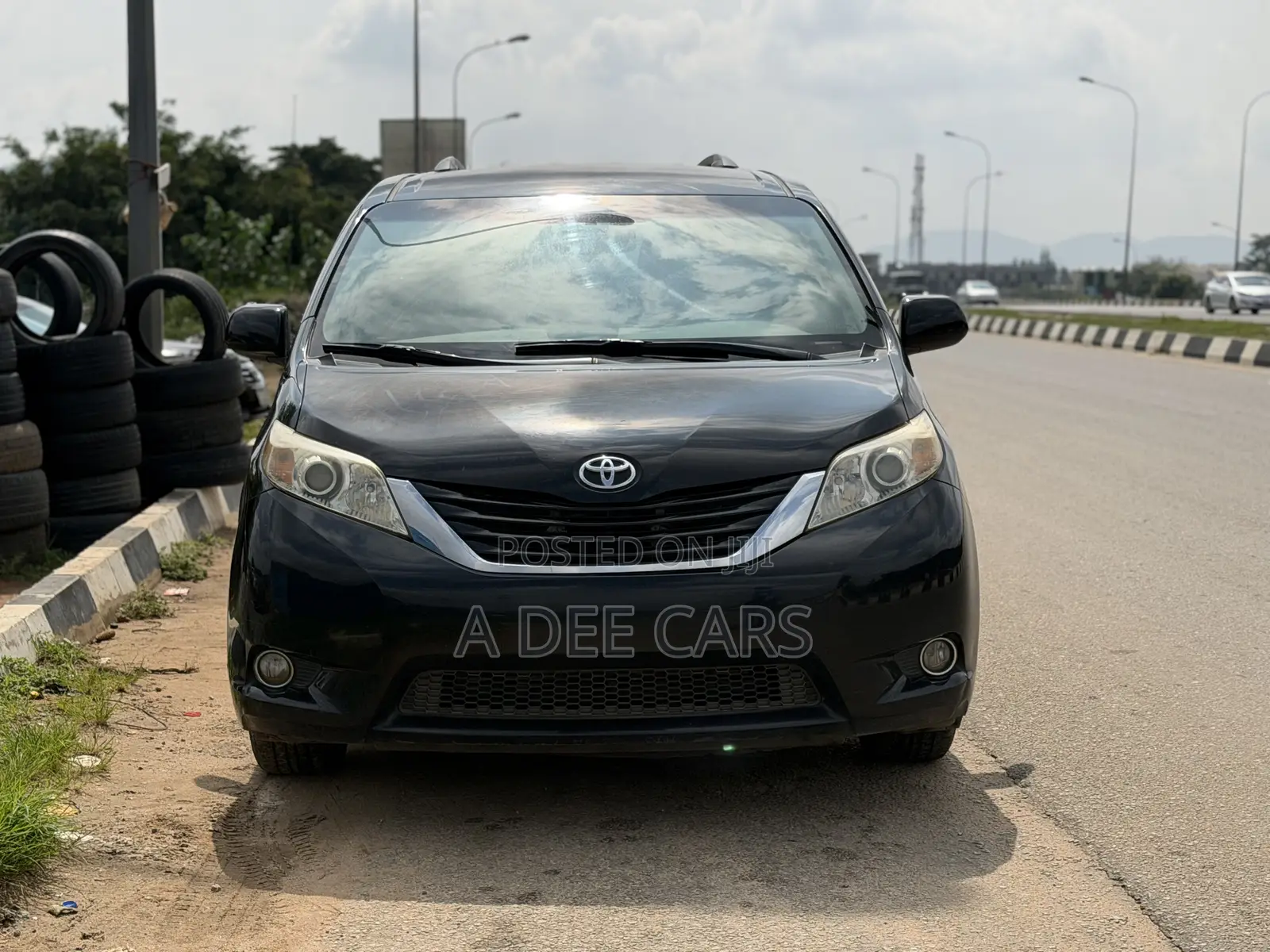 Toyota Sienna 2015 Black
