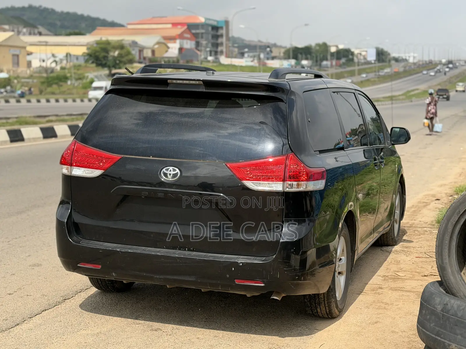 Toyota Sienna 2015 Black