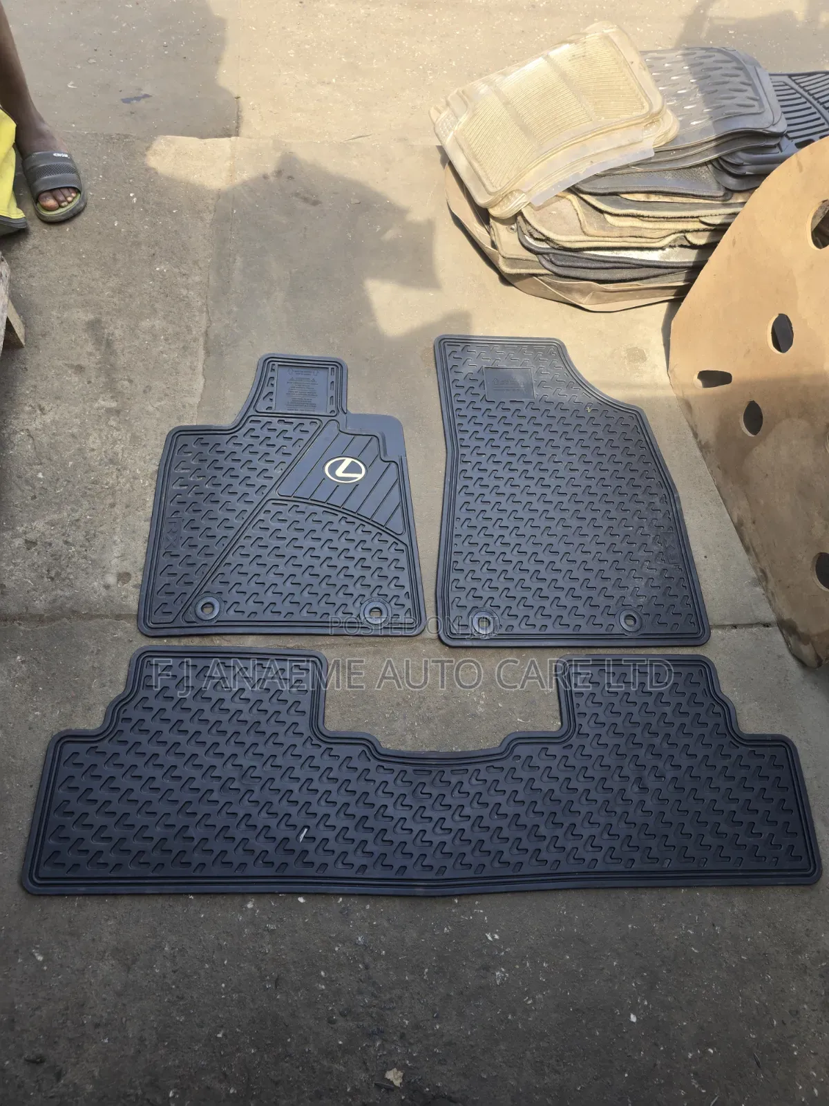 Customize Follow Come Tokunbo Factory Fitted Lexus Carpet