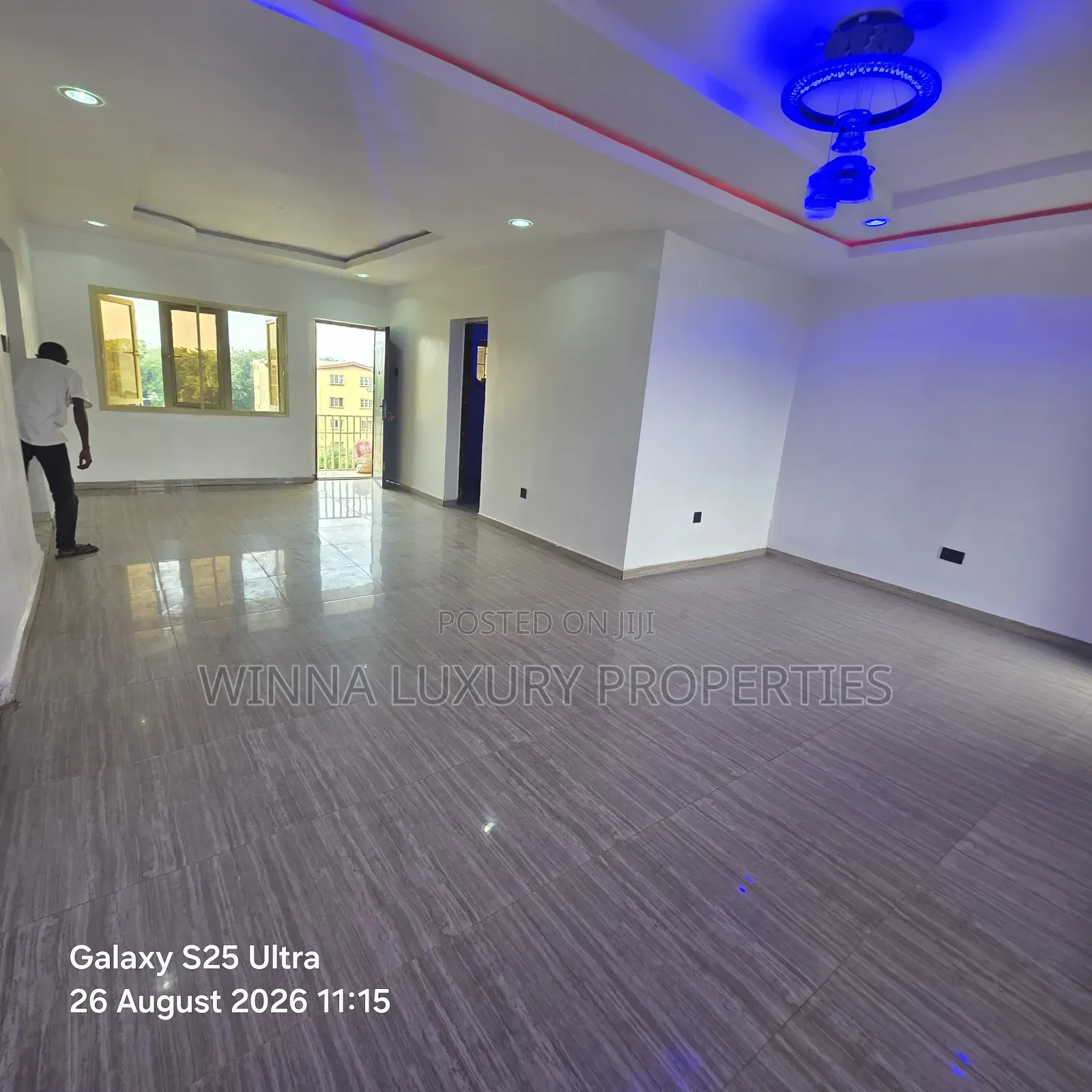 3bdrm Apartment in Wuse Zone 1 for sale