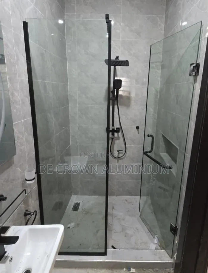 10mm Tempered Glass Shower Cubicle With Black Accessories | Lagos