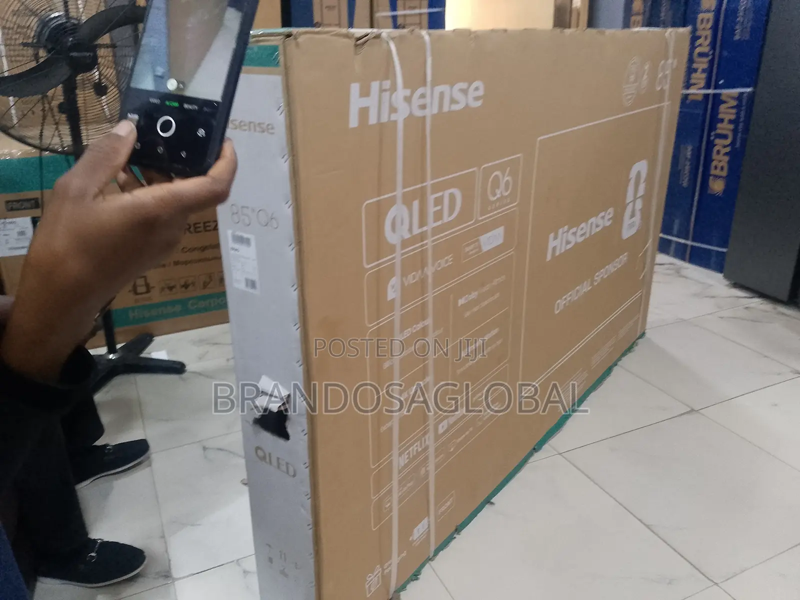 Hisense 85 Inch Large Screen QLED 4K Smart TV 85Q6Q