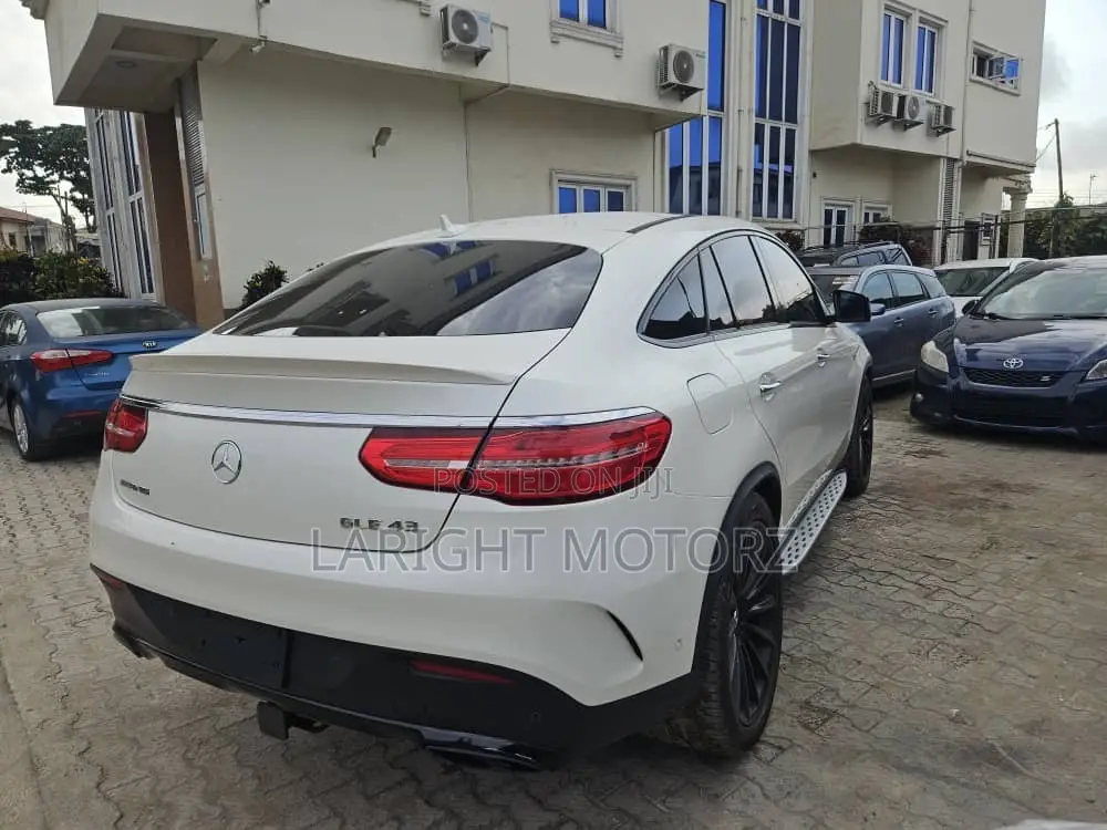 Mercedes-Benz GLE-Class AMG GLE 43 4MATIC 2019 White