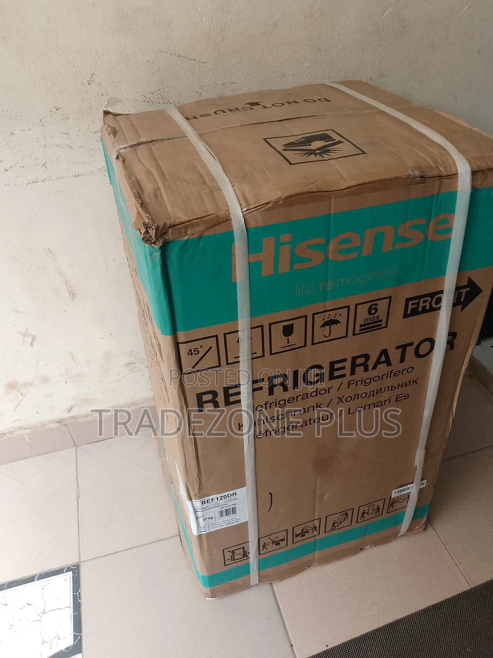 87L Double Door Hisense Fridge Freezer