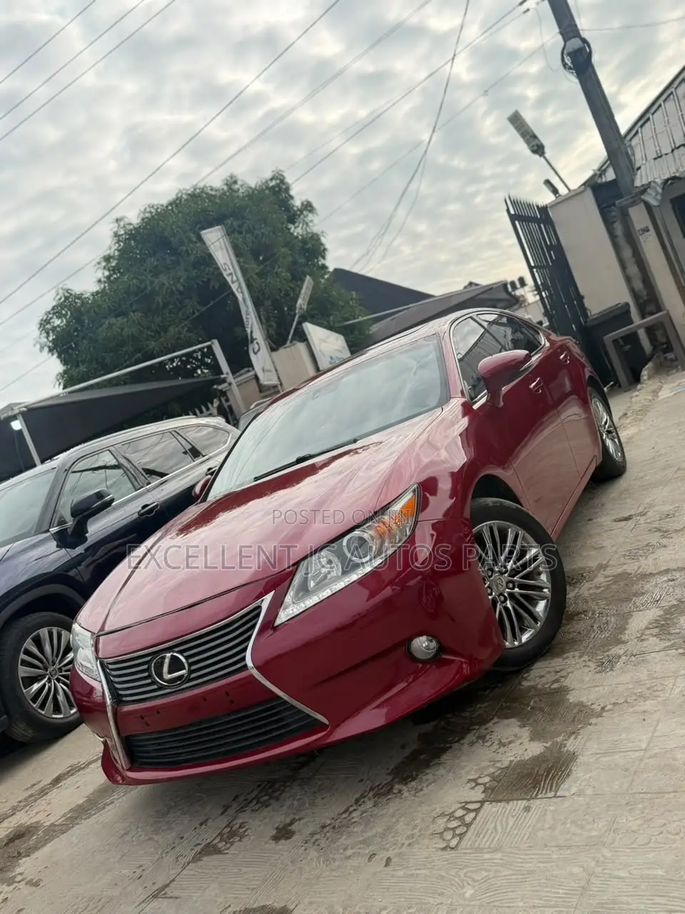 Lexus ES 350 FWD 2014 Red