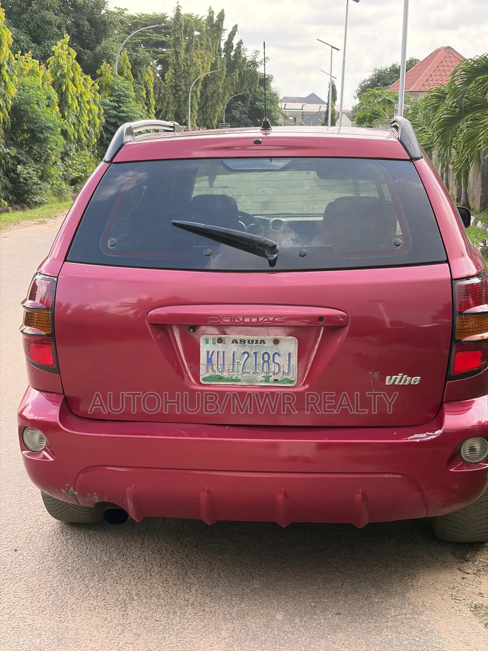 Pontiac Vibe 2006 Red