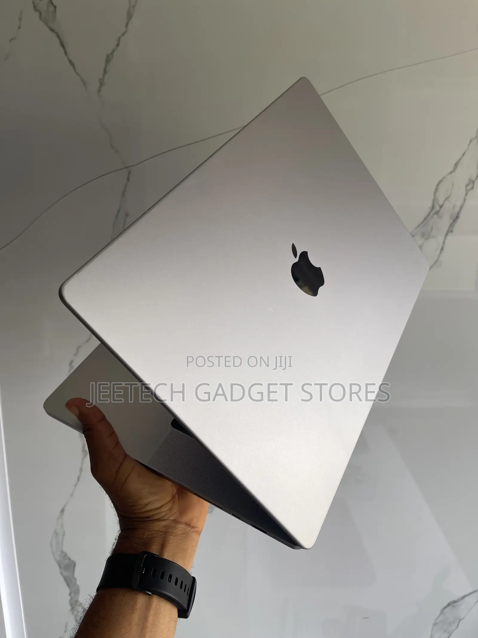 Laptop Apple MacBook Pro 2023 M2 Pro 16GB Apple M2 Ultra SSD 512GB