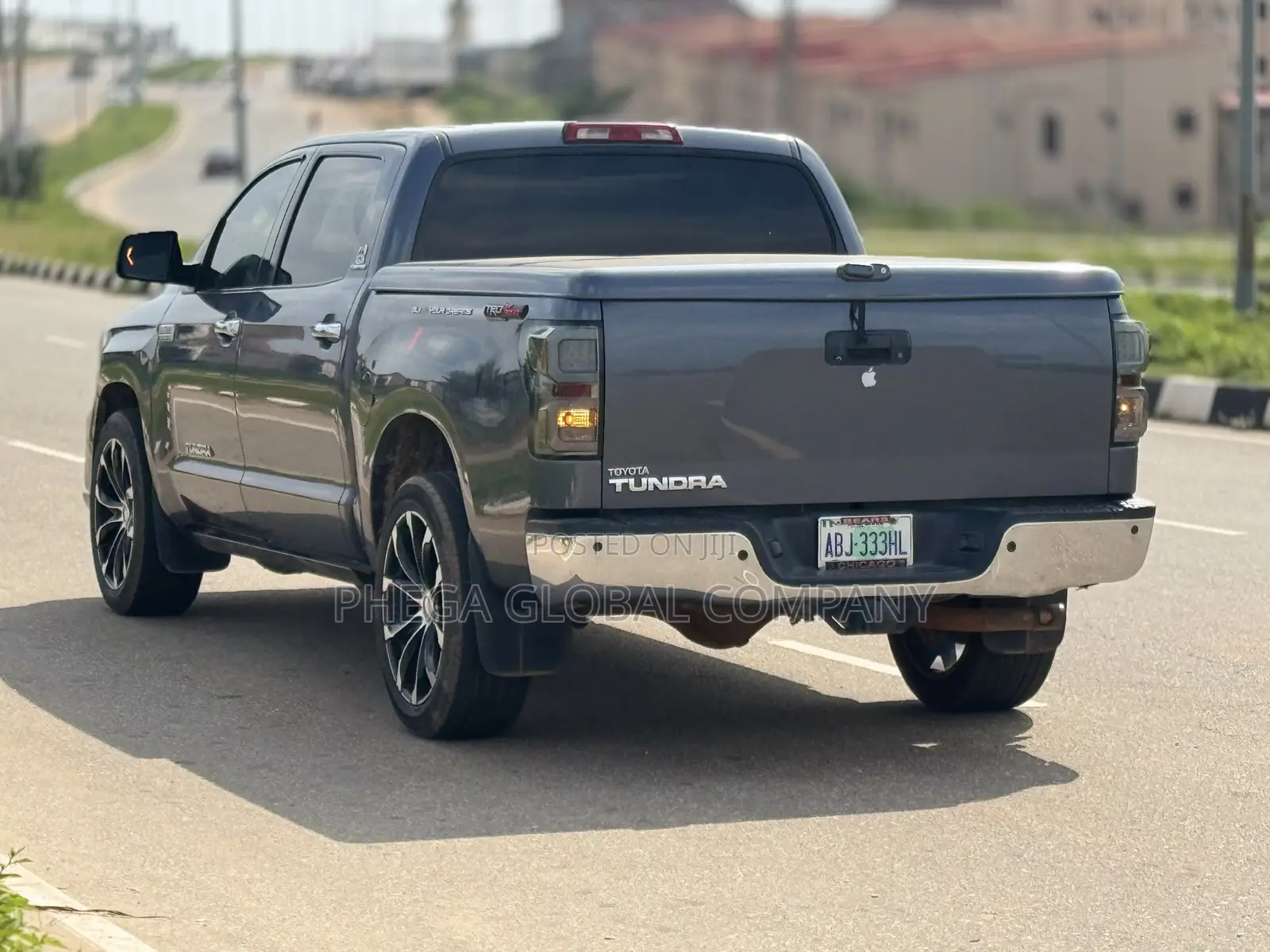 Toyota Tundra Double Cab 4x4 SR5 5.7L Long Bed 2008 Gray