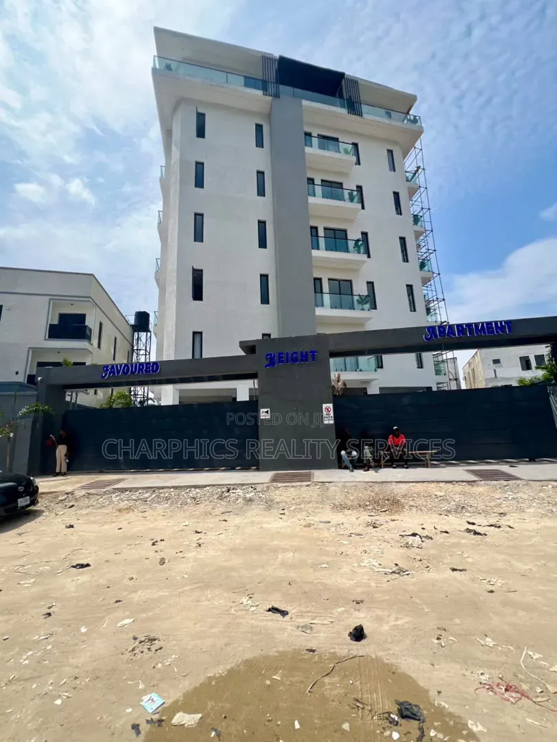 1bdrm Apartment in Lekki Phase 1 for sale
