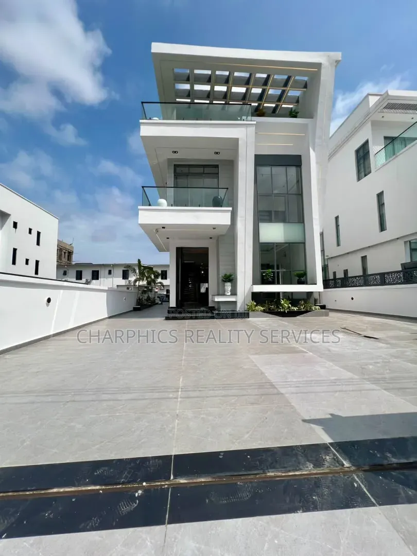 5bdrm Duplex in Osapa london for sale