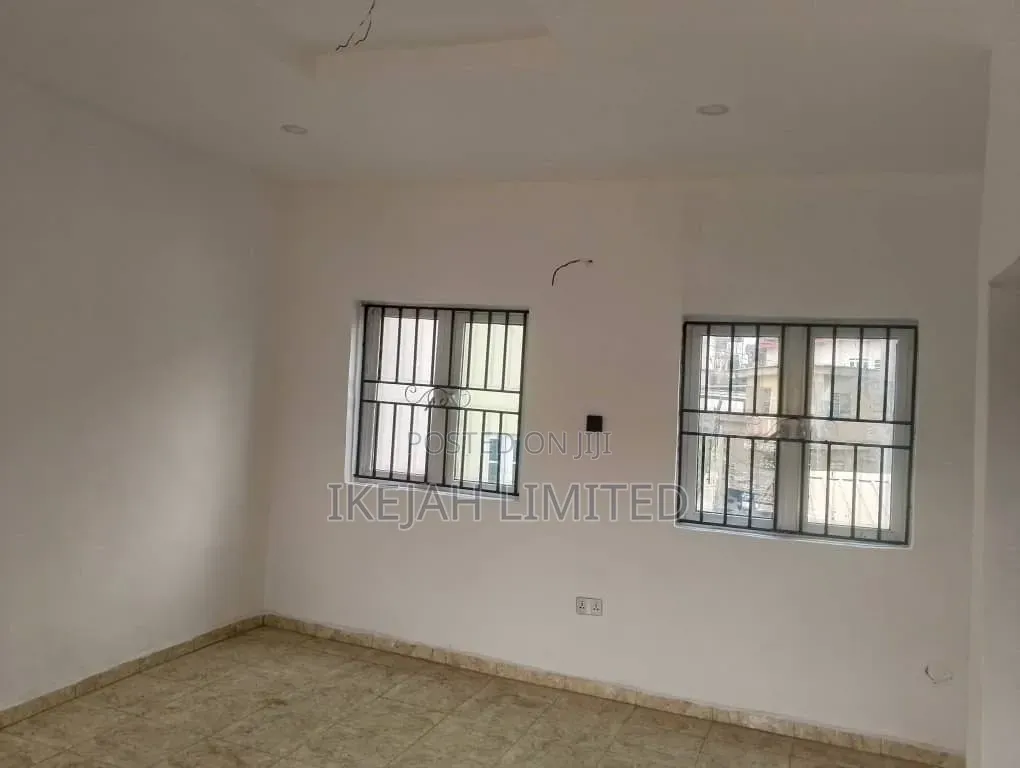 2bdrm Apartment in Ogba for rent