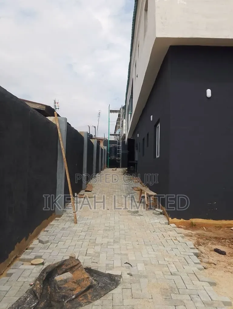 2bdrm Apartment in Ogba for rent