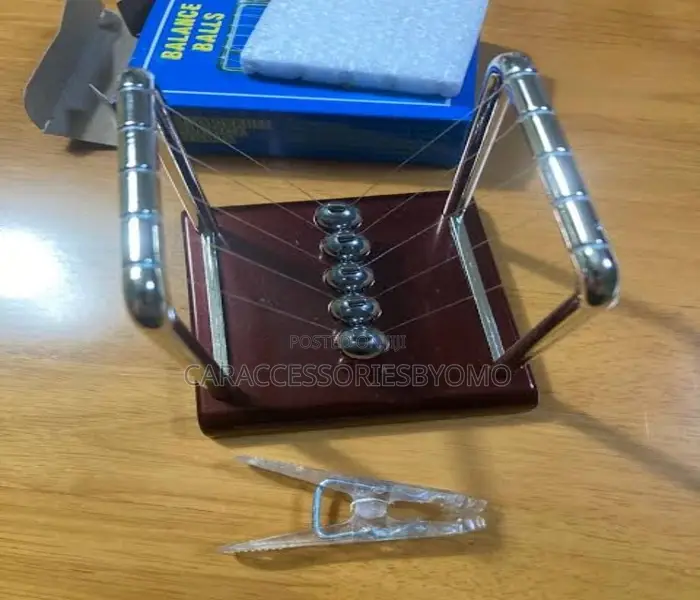 Newton's Crade Balance Balls Swinging Balls