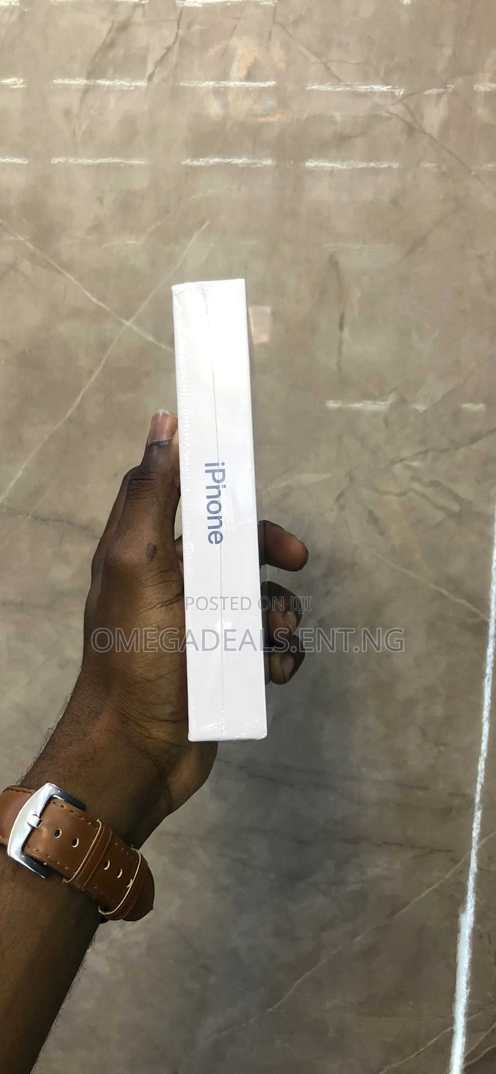 New Apple iPhone 16 128 GB Blue