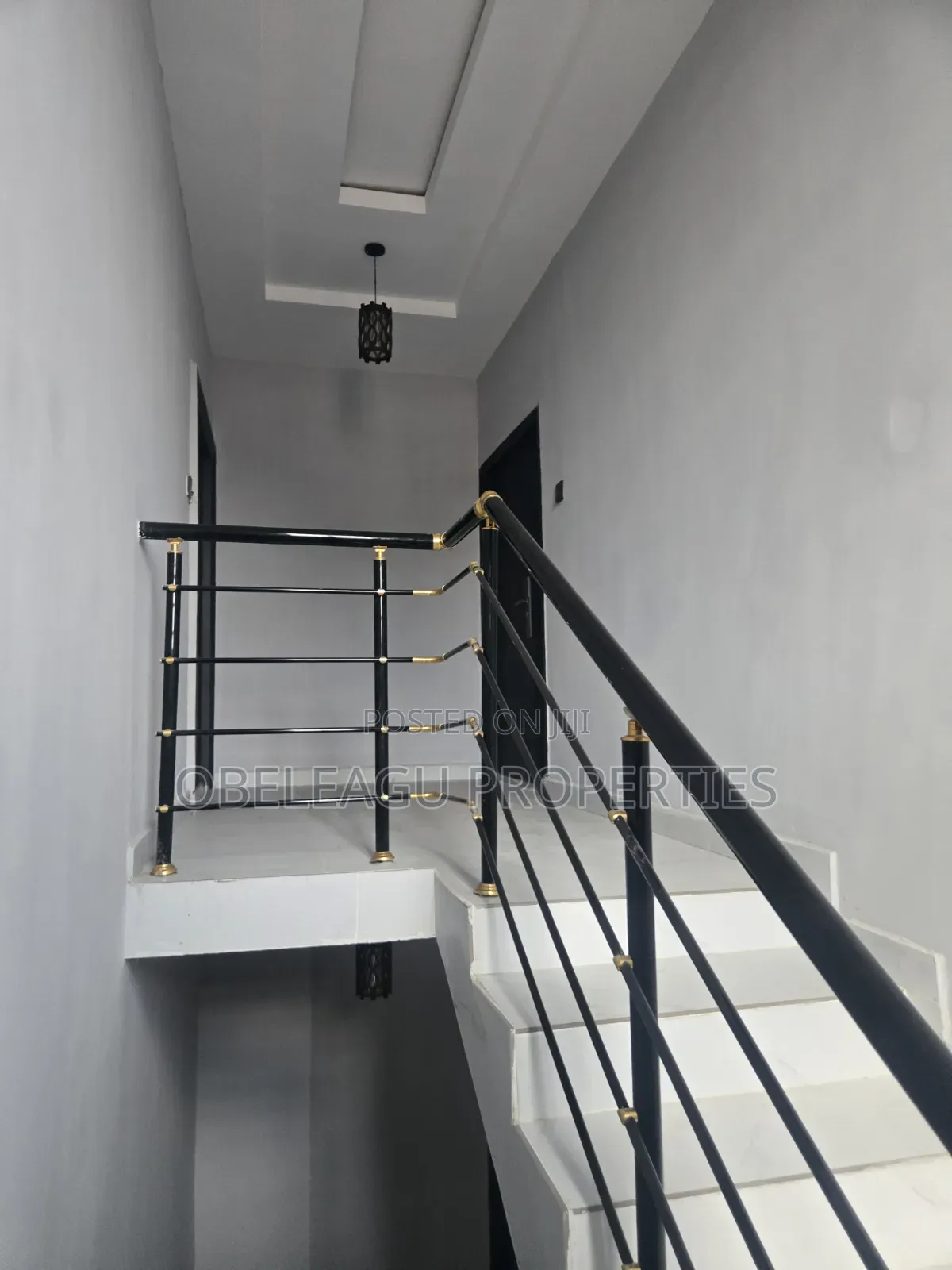 2bdrm Block of Flats in Units Estate, Apple Junction for rent