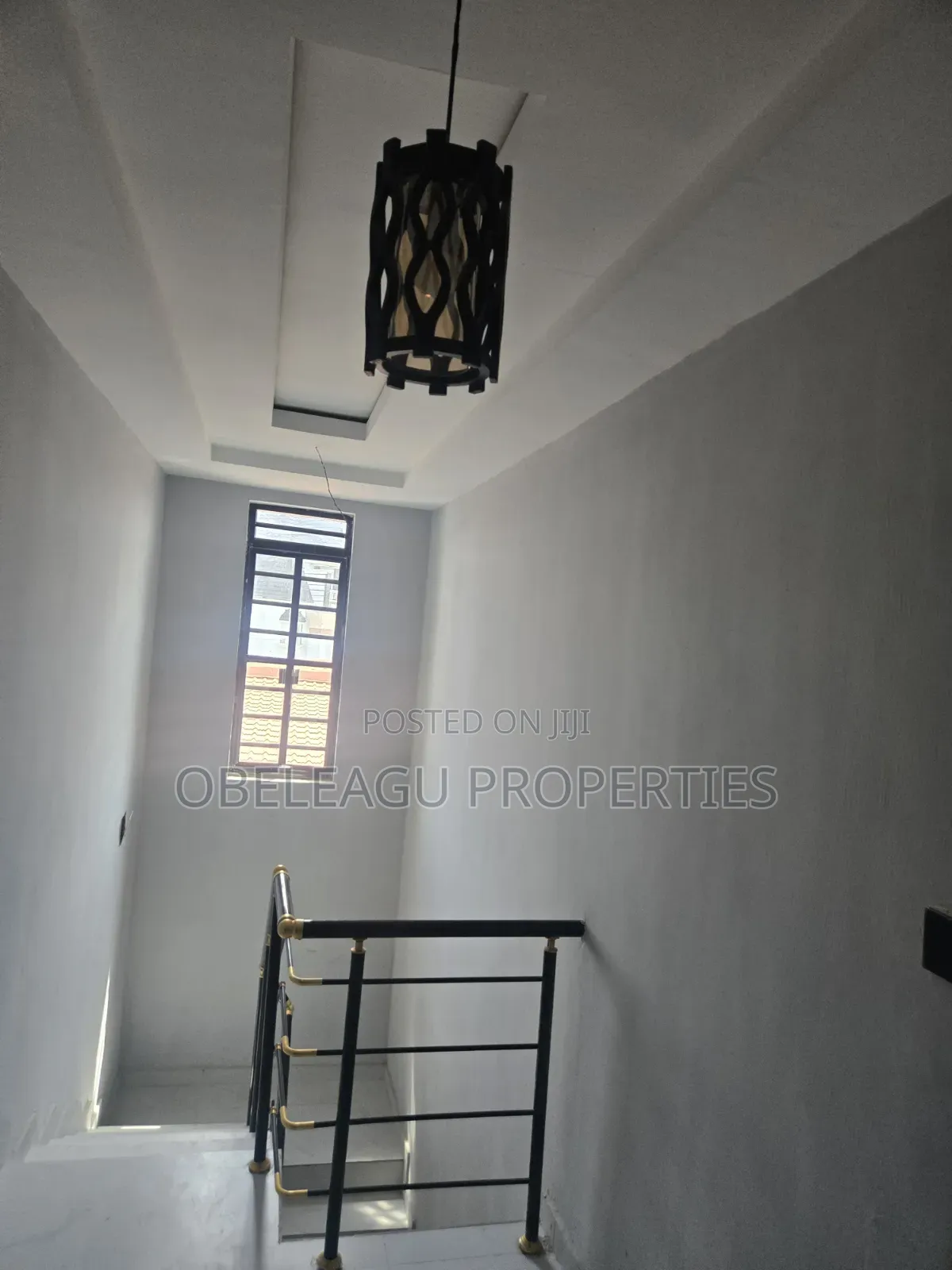 2bdrm Block of Flats in Units Estate, Apple Junction for rent