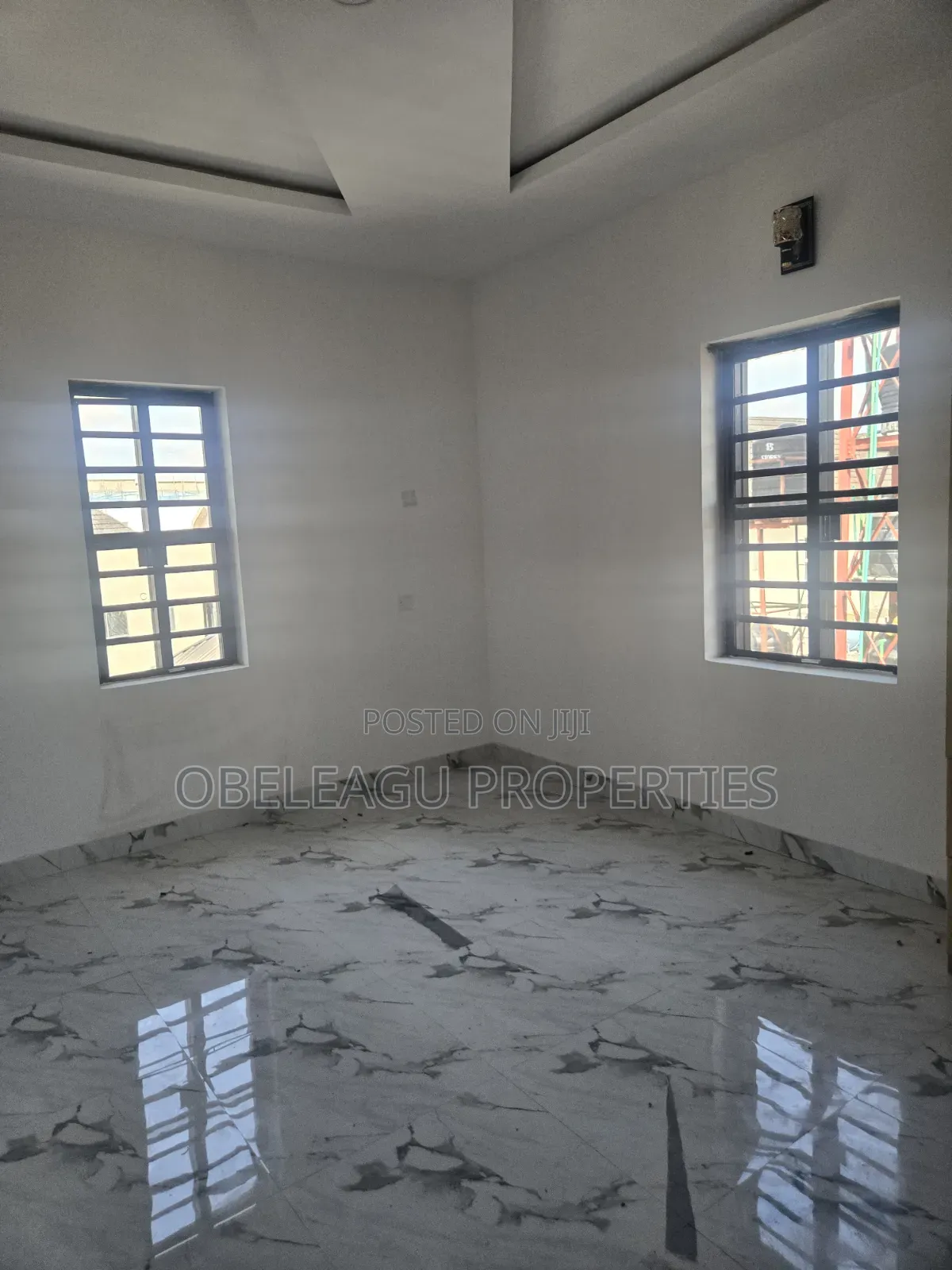 2bdrm Block of Flats in Units Estate, Apple Junction for rent