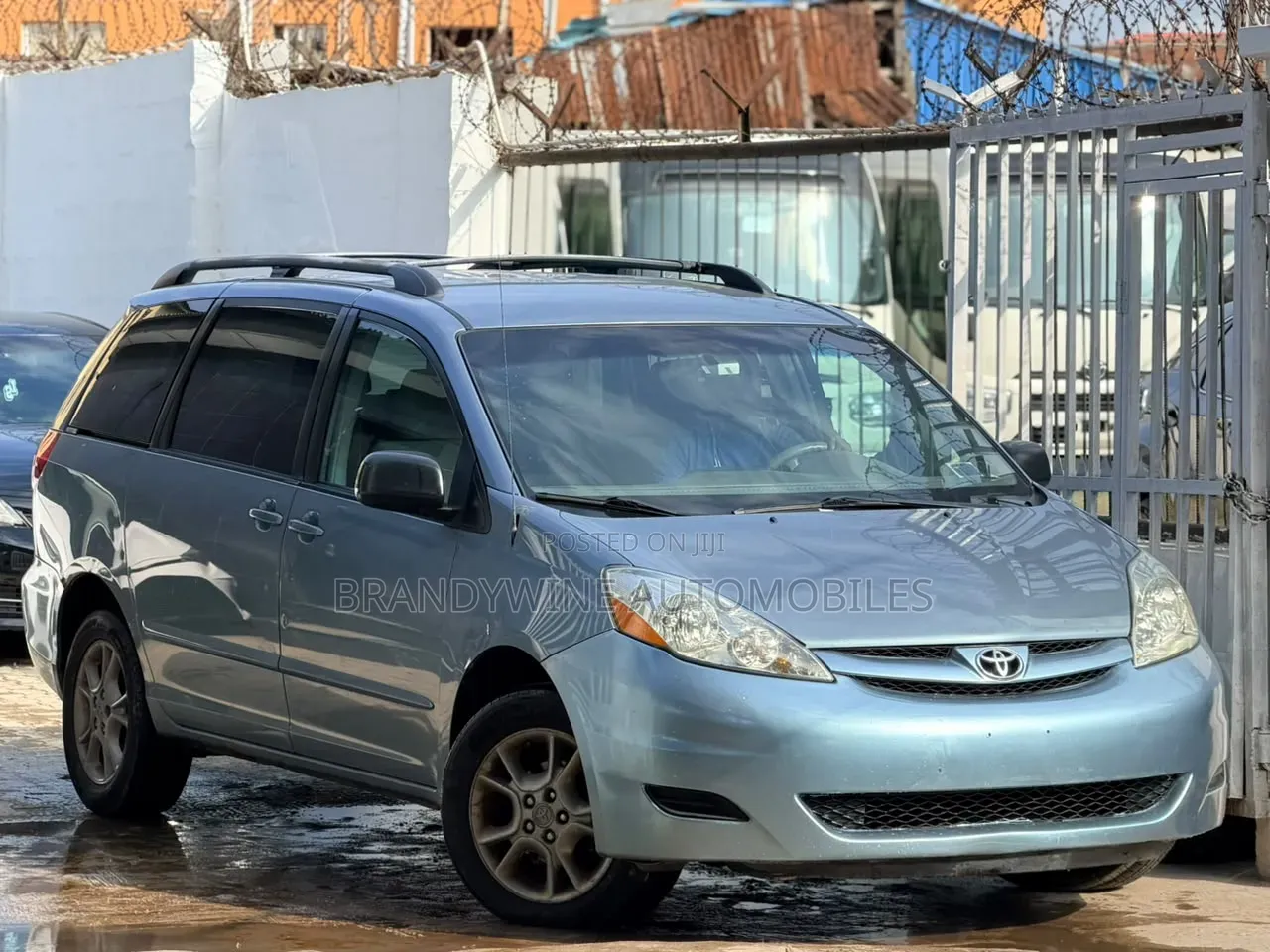 Toyota Sienna 2006 Blue