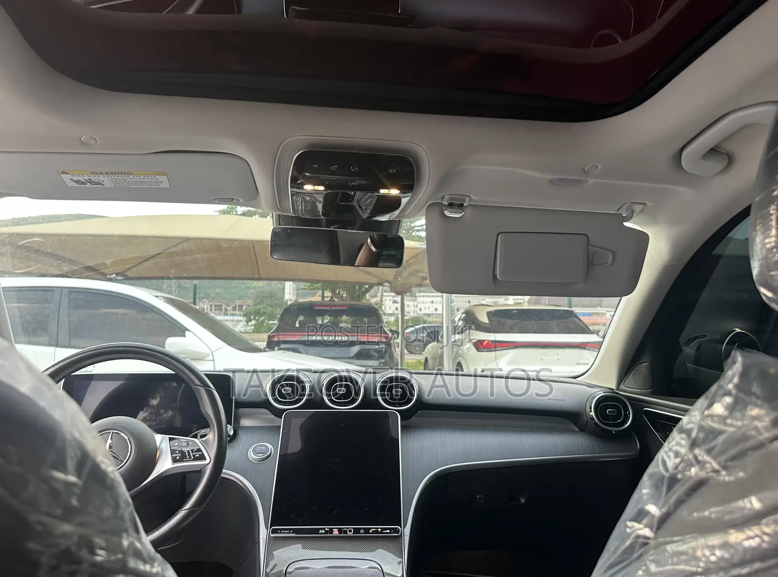 Mercedes-Benz C300 2021 White