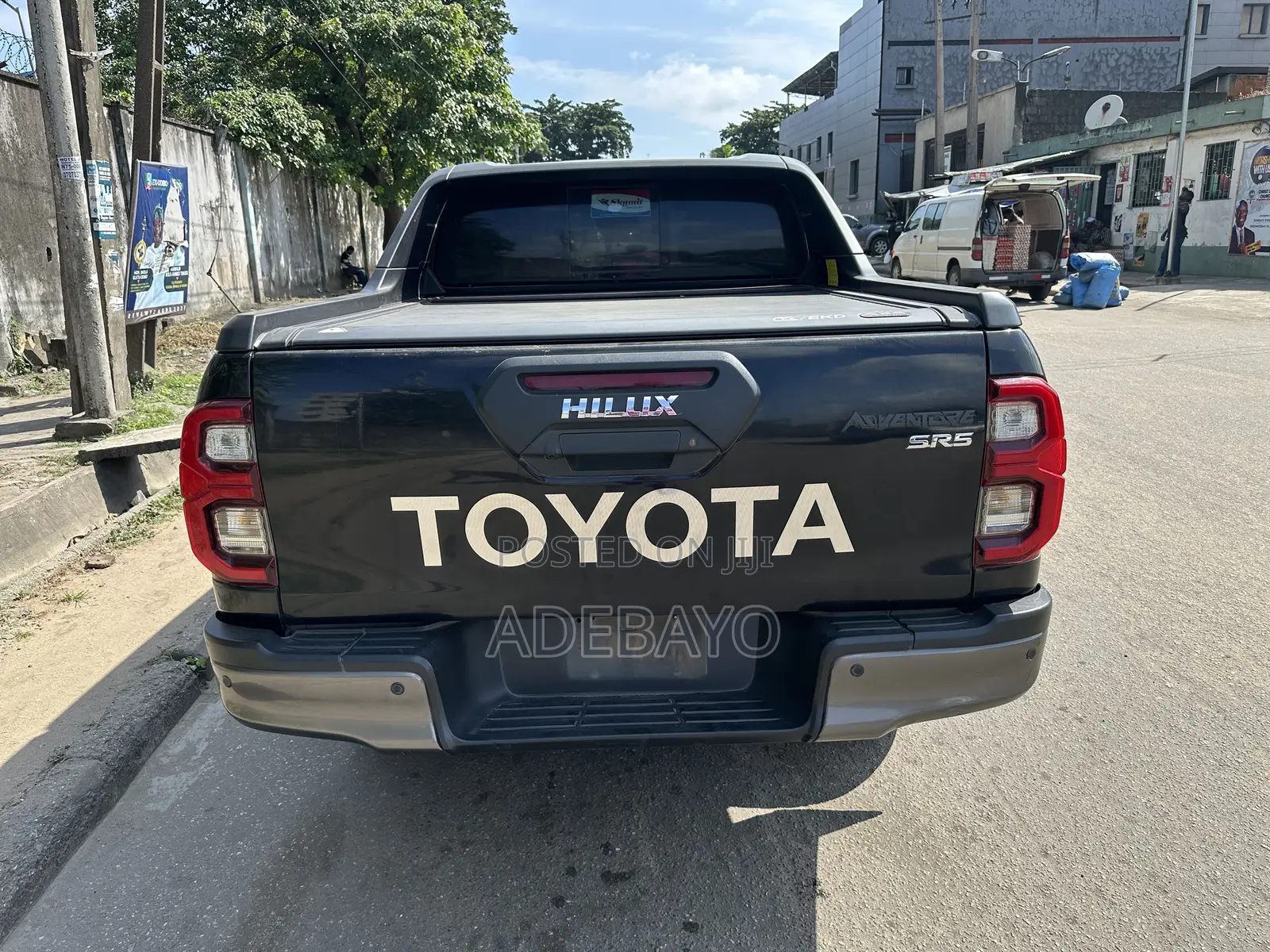 Toyota Hilux 2024 Black
