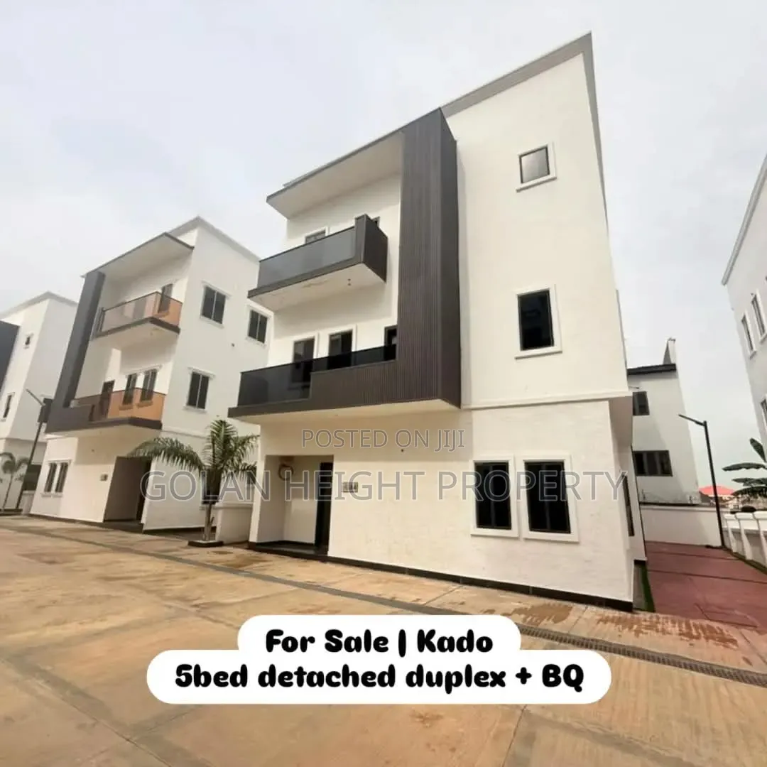 5bdrm Duplex in Kado for sale