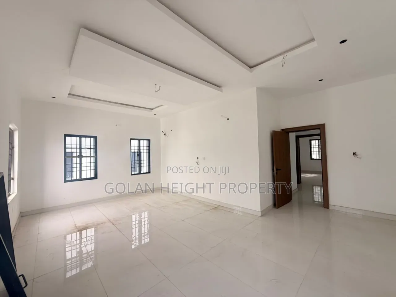 5bdrm Duplex in Kado for sale