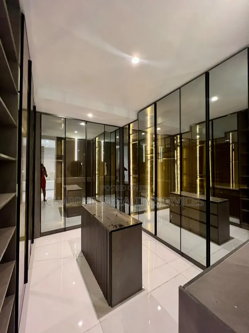 5bdrm Duplex in VGC / Ajah for sale