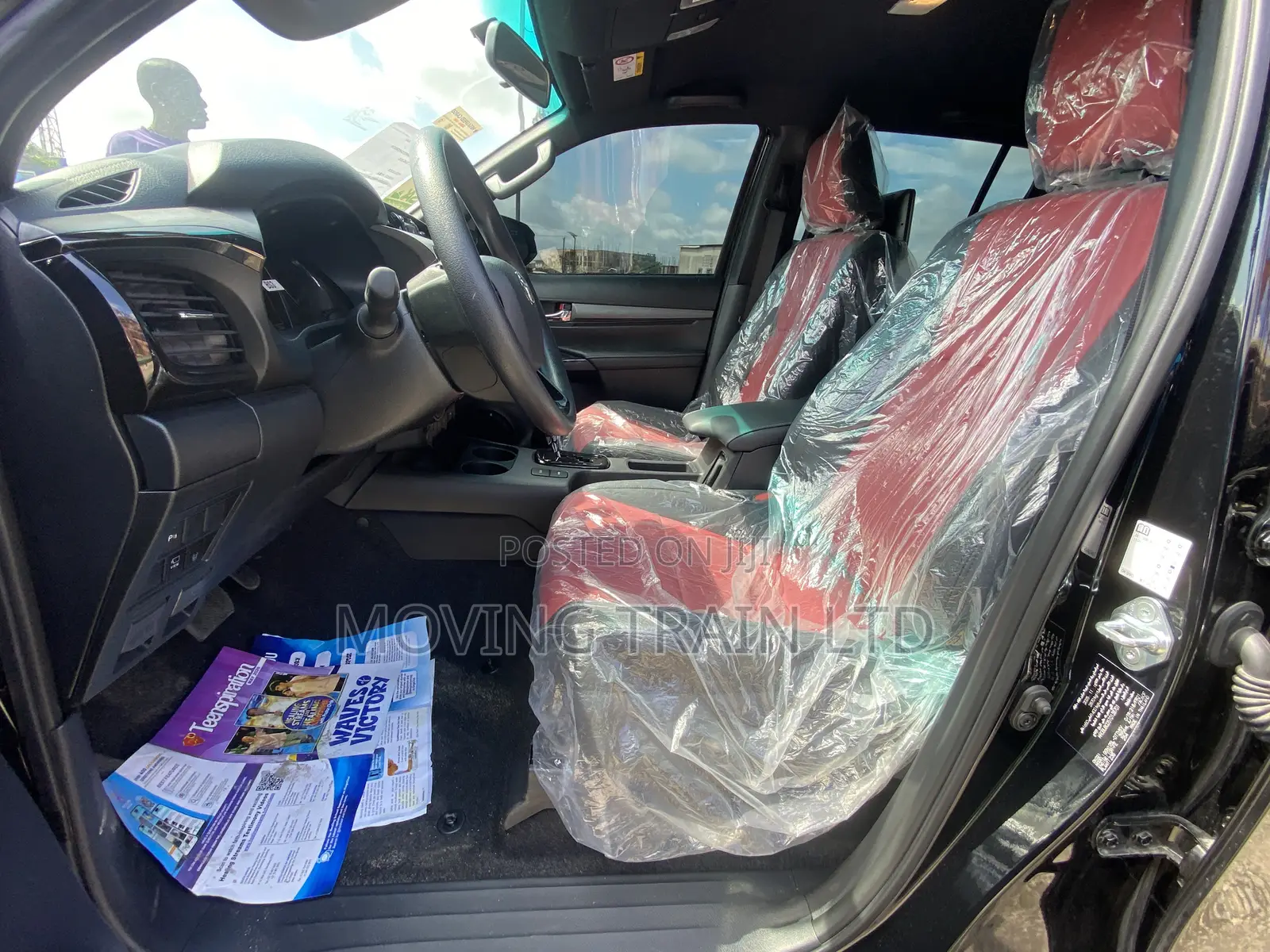 New Toyota Hilux SR5 (Electric) 2026 Black