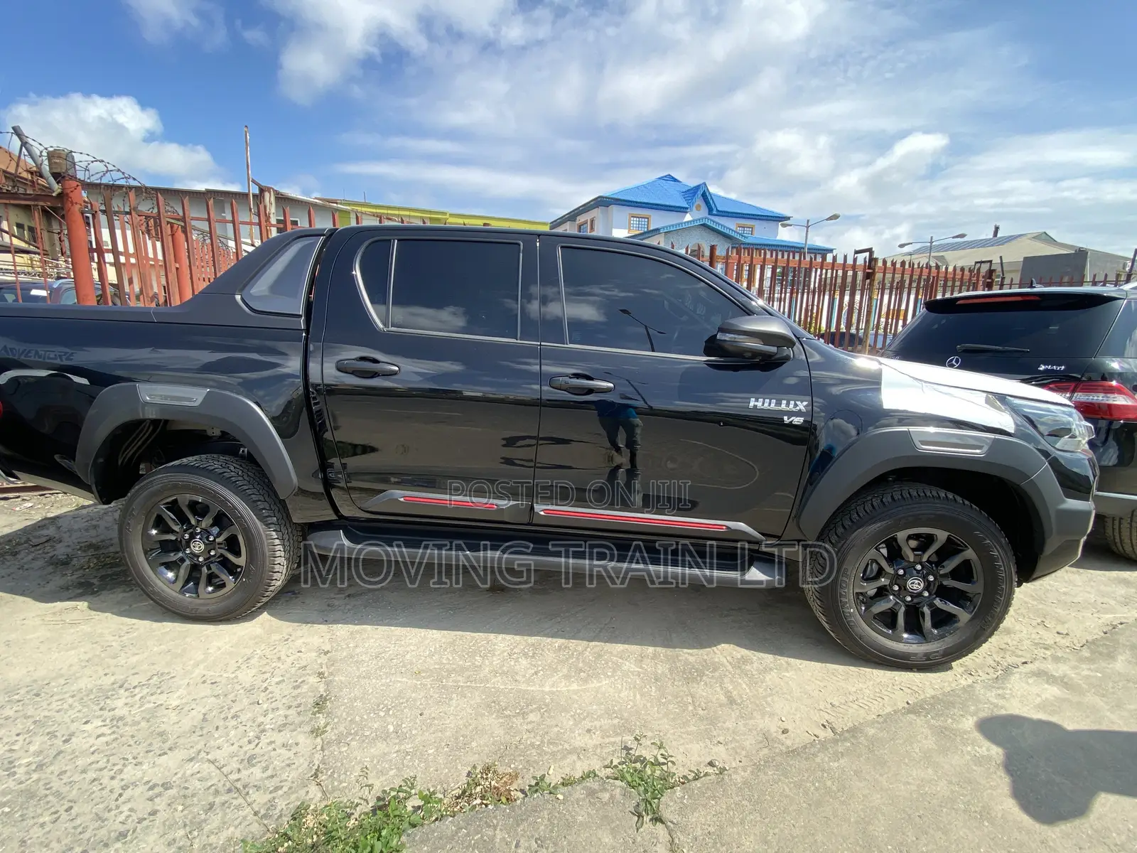 New Toyota Hilux SR5 (Electric) 2026 Black
