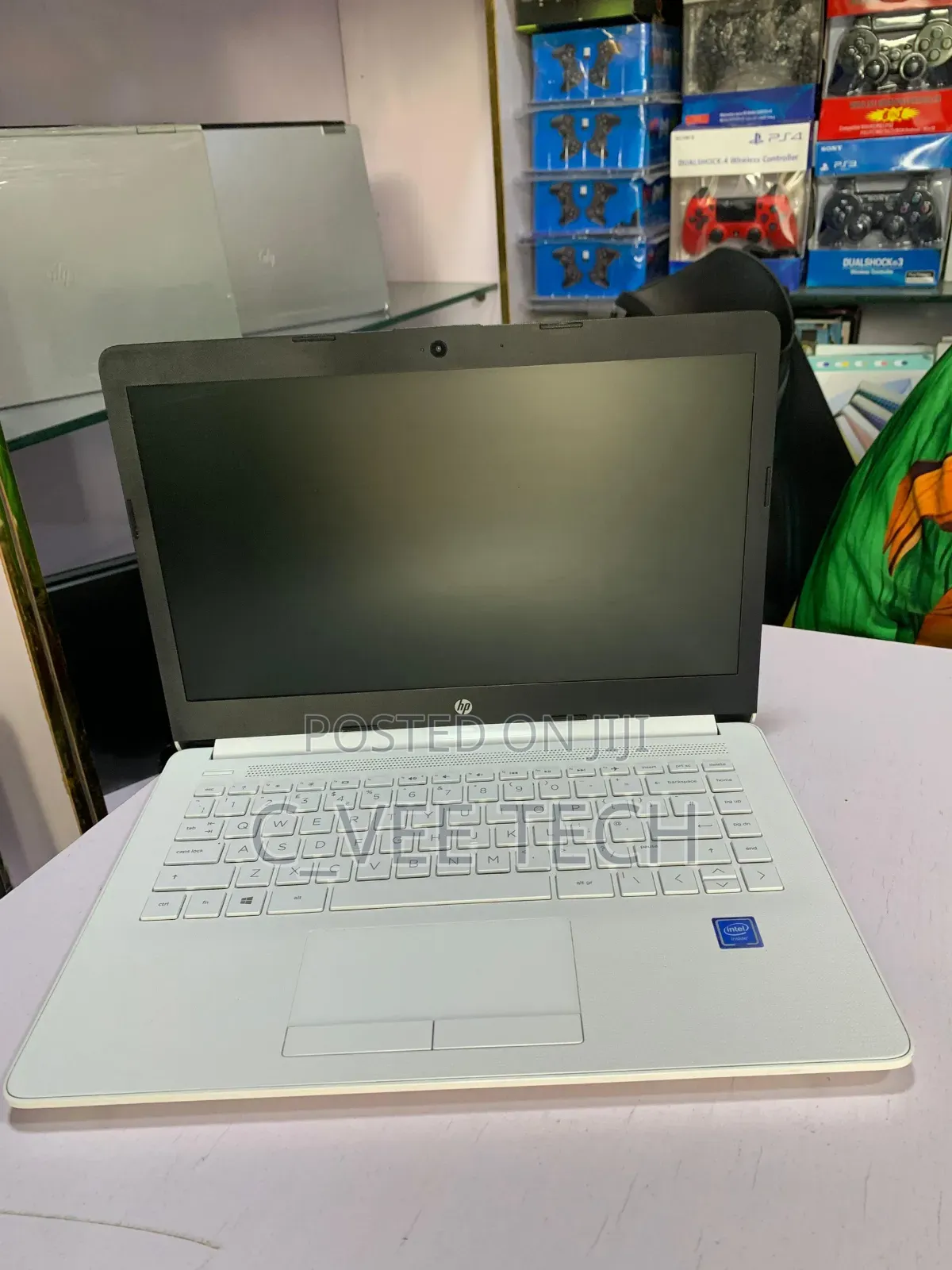 Laptop HP 14-dq1025cl 4GB Intel Celeron SSD 60GB