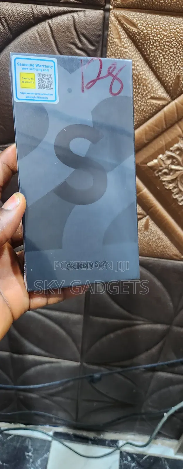 New Samsung Galaxy S22 5G 128 GB Black