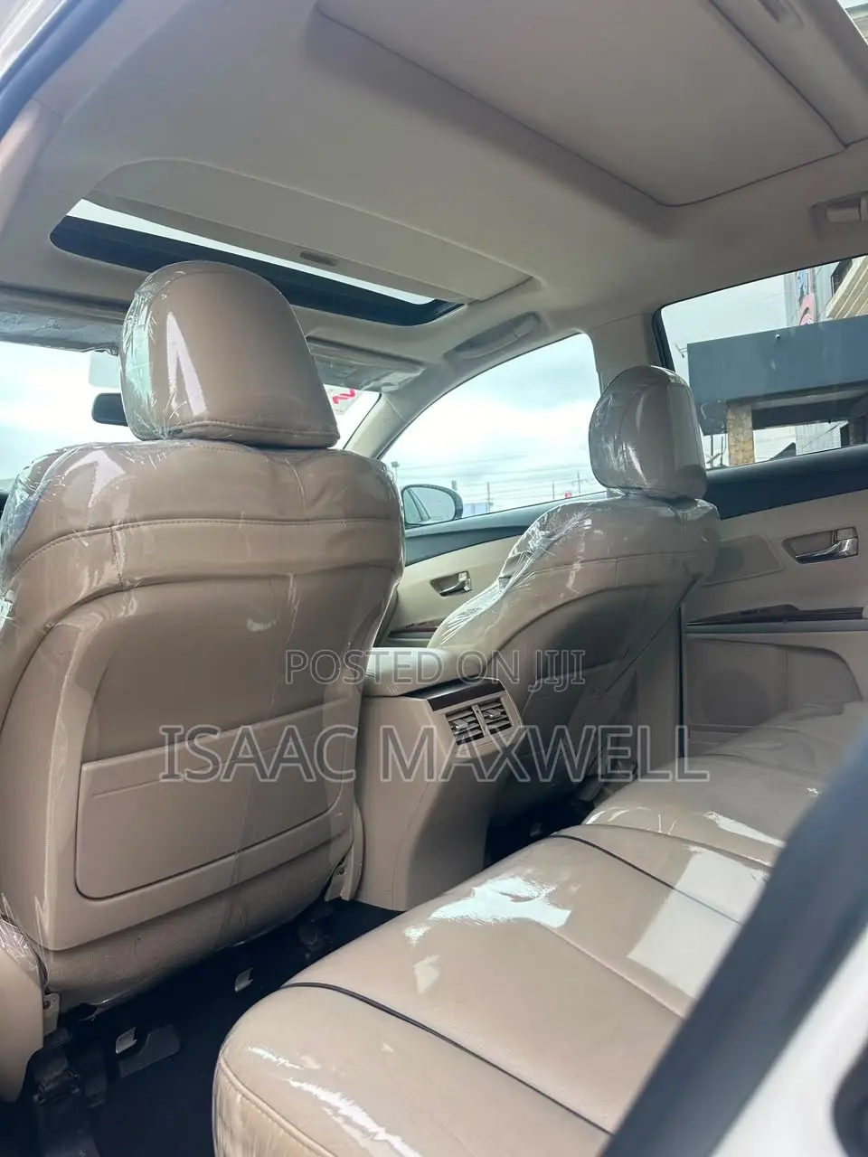 Toyota Venza AWD 2011 White