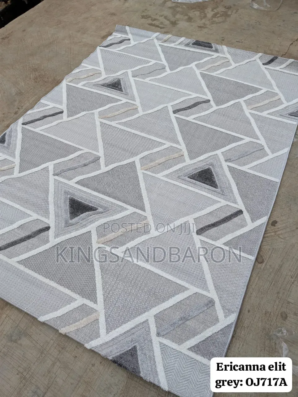 7x10fts L.Gray and Black Turkish Center Rugs