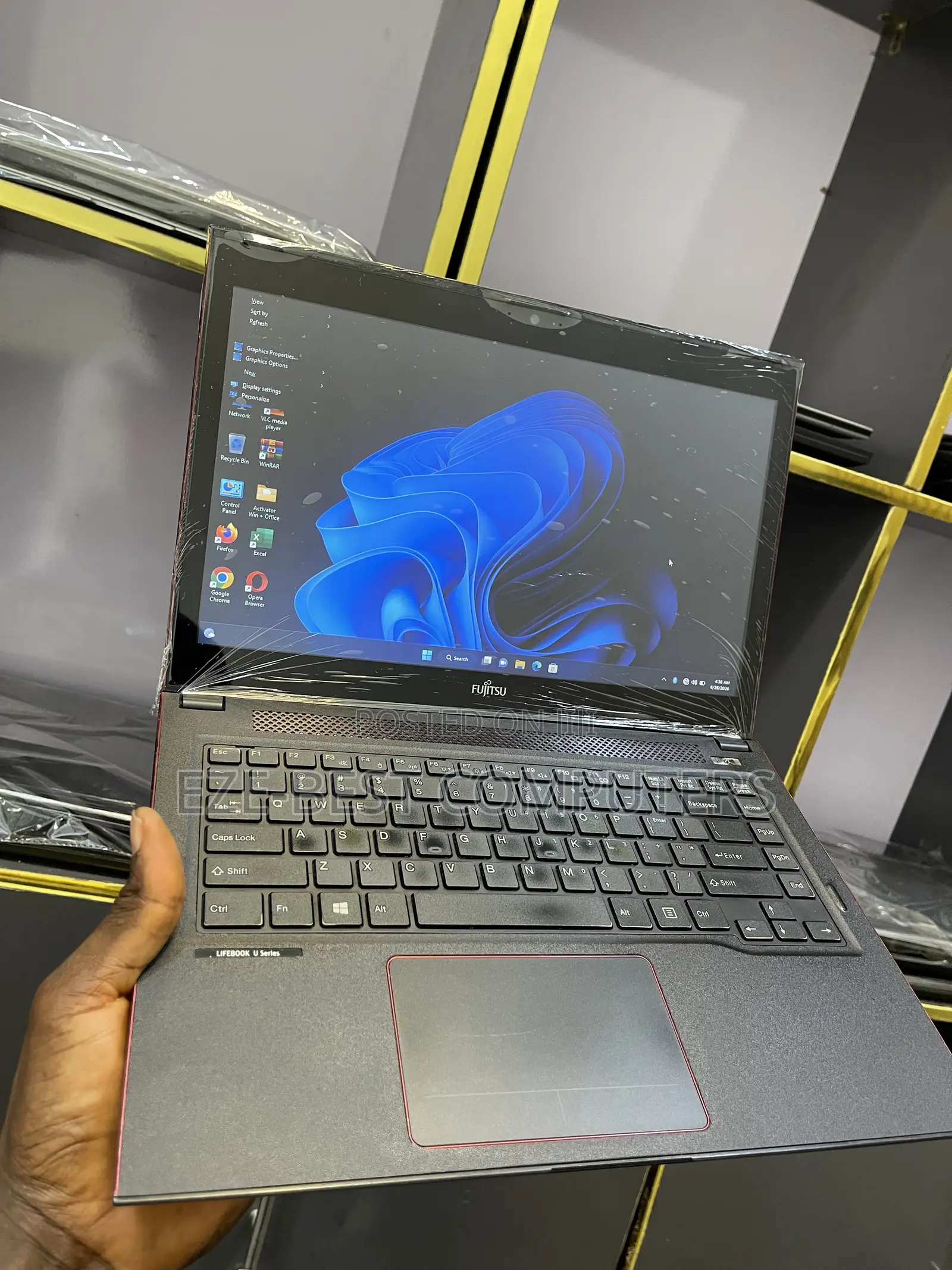 Laptop Fujitsu Lifebook UH574 8GB Intel Core i7 SSD 128GB