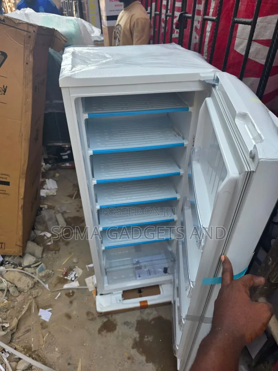 LG Upright Freezer (304) White
