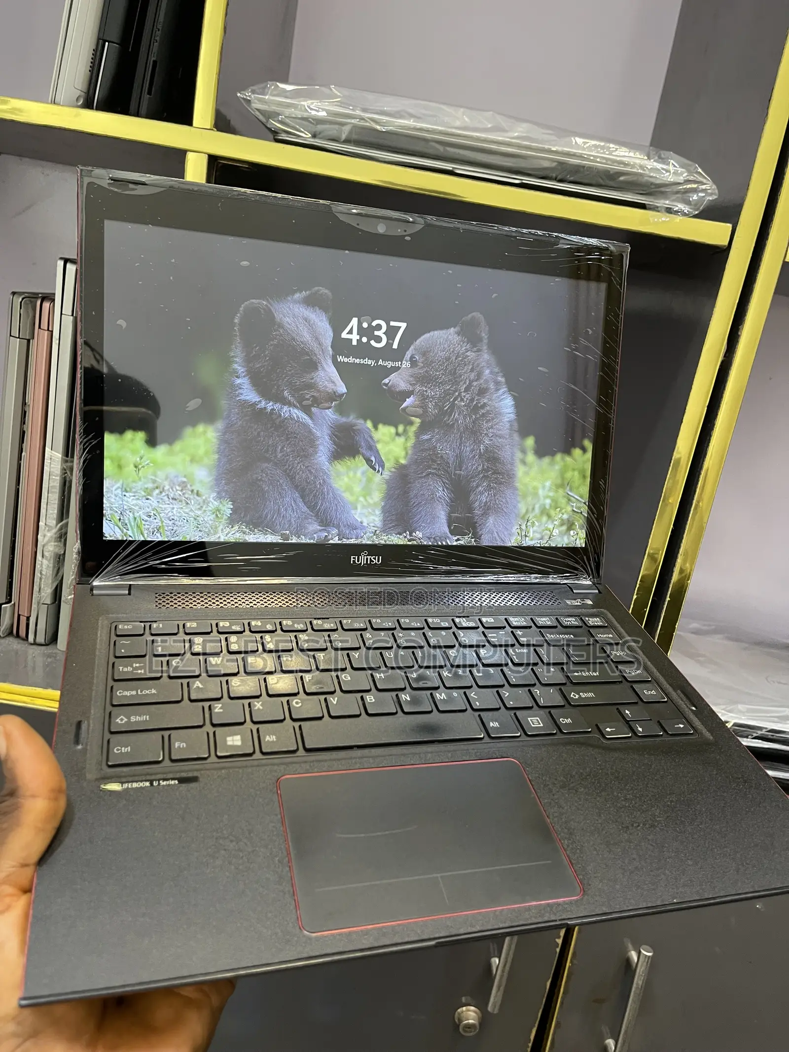 Laptop Fujitsu Lifebook UH574 8GB Intel Core i7 SSD 128GB