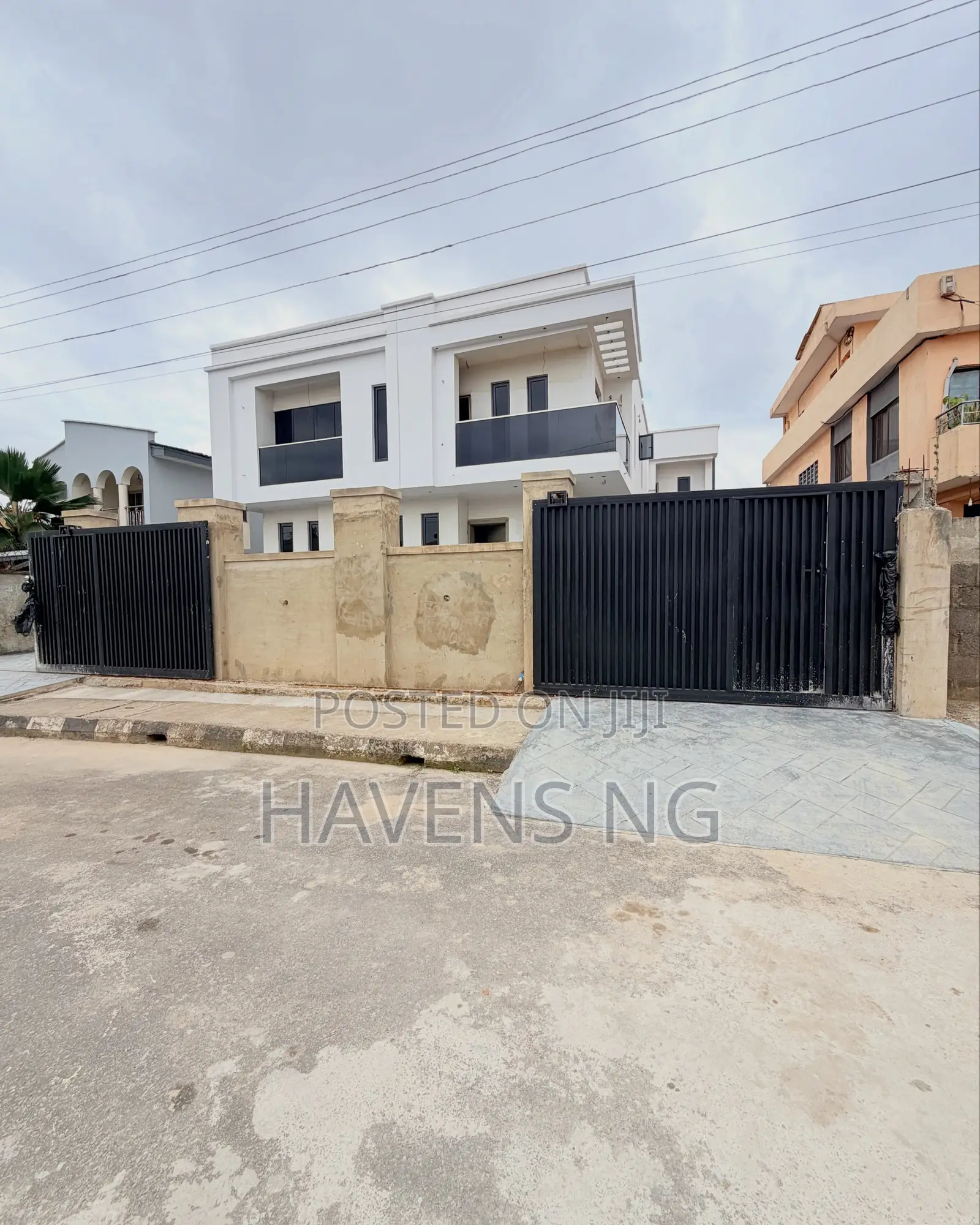 4bdrm Duplex in Adeniyi Jones for sale