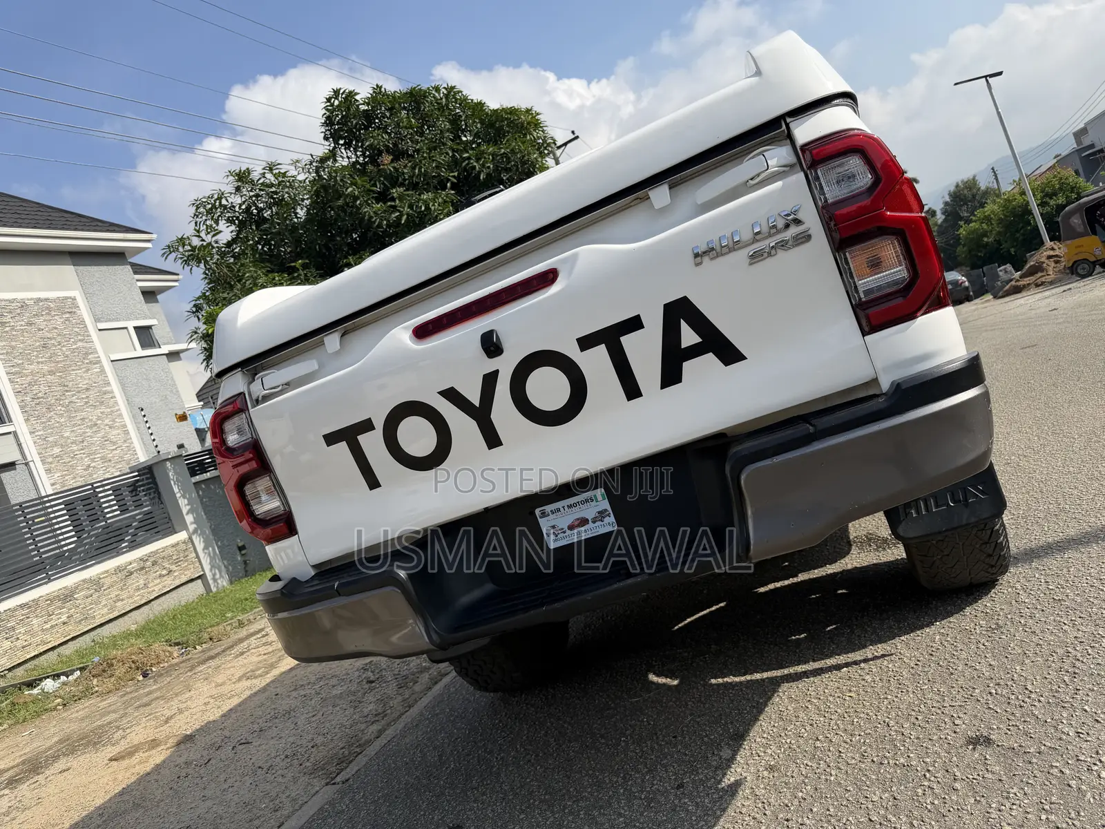 Toyota Hilux 2017 White