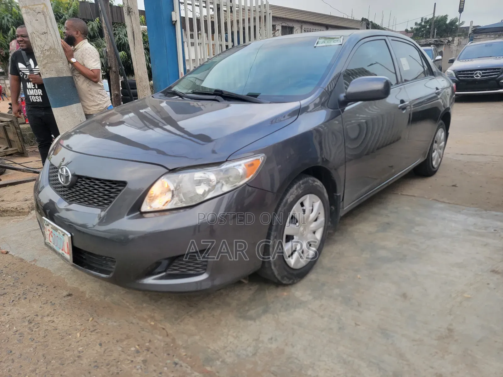 Toyota Corolla LE 4dr Sedan (1.8L 4cyl 4A) 2010 Gray