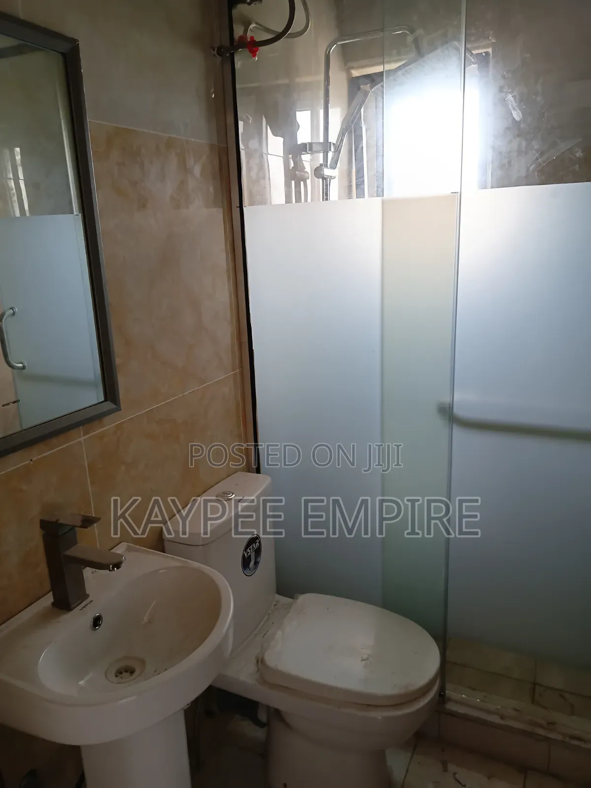5bdrm Townhouse / Terrace in Wuye for rent