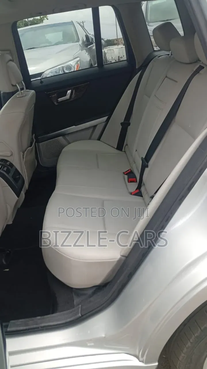 Mercedes-Benz GLK-Class 2015 Silver
