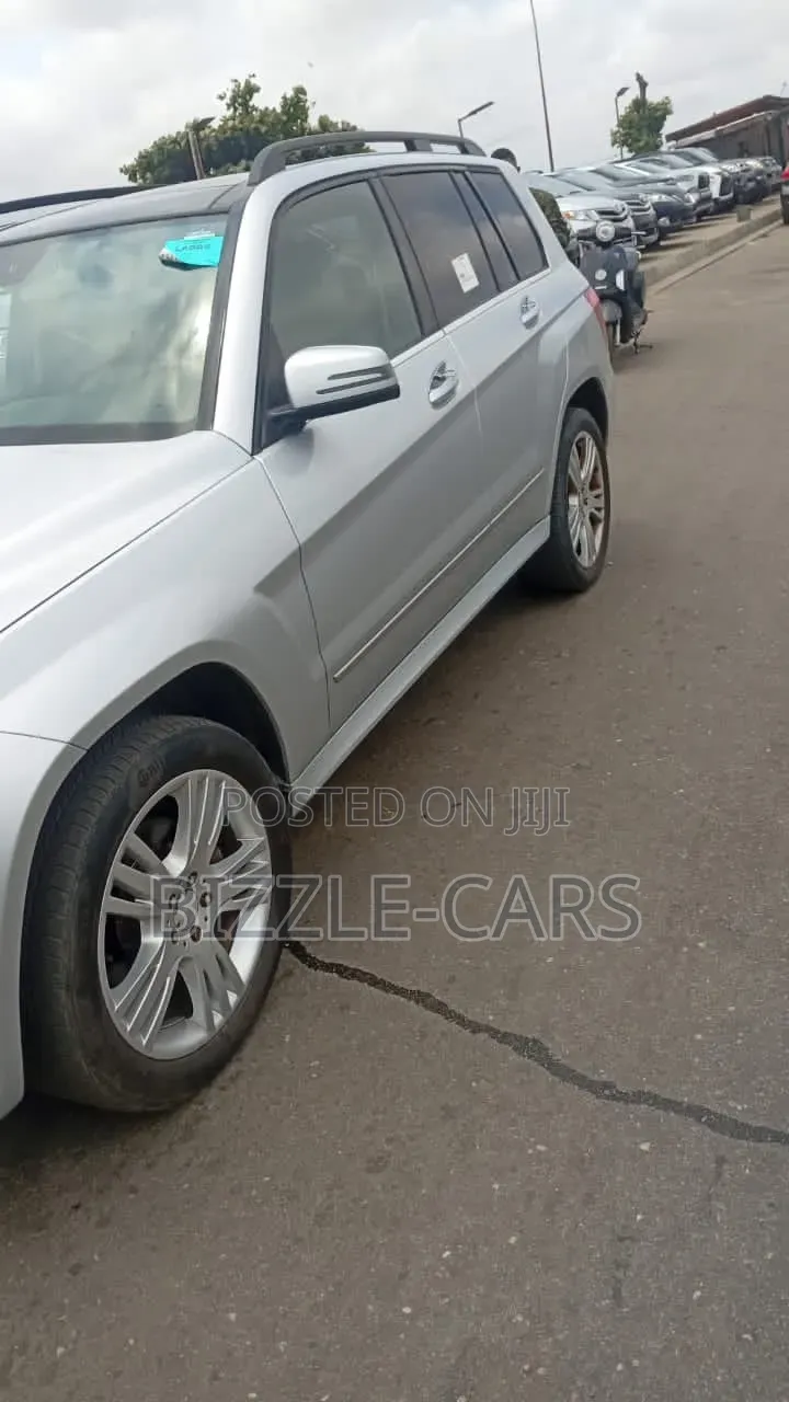 Mercedes-Benz GLK-Class 2015 Silver