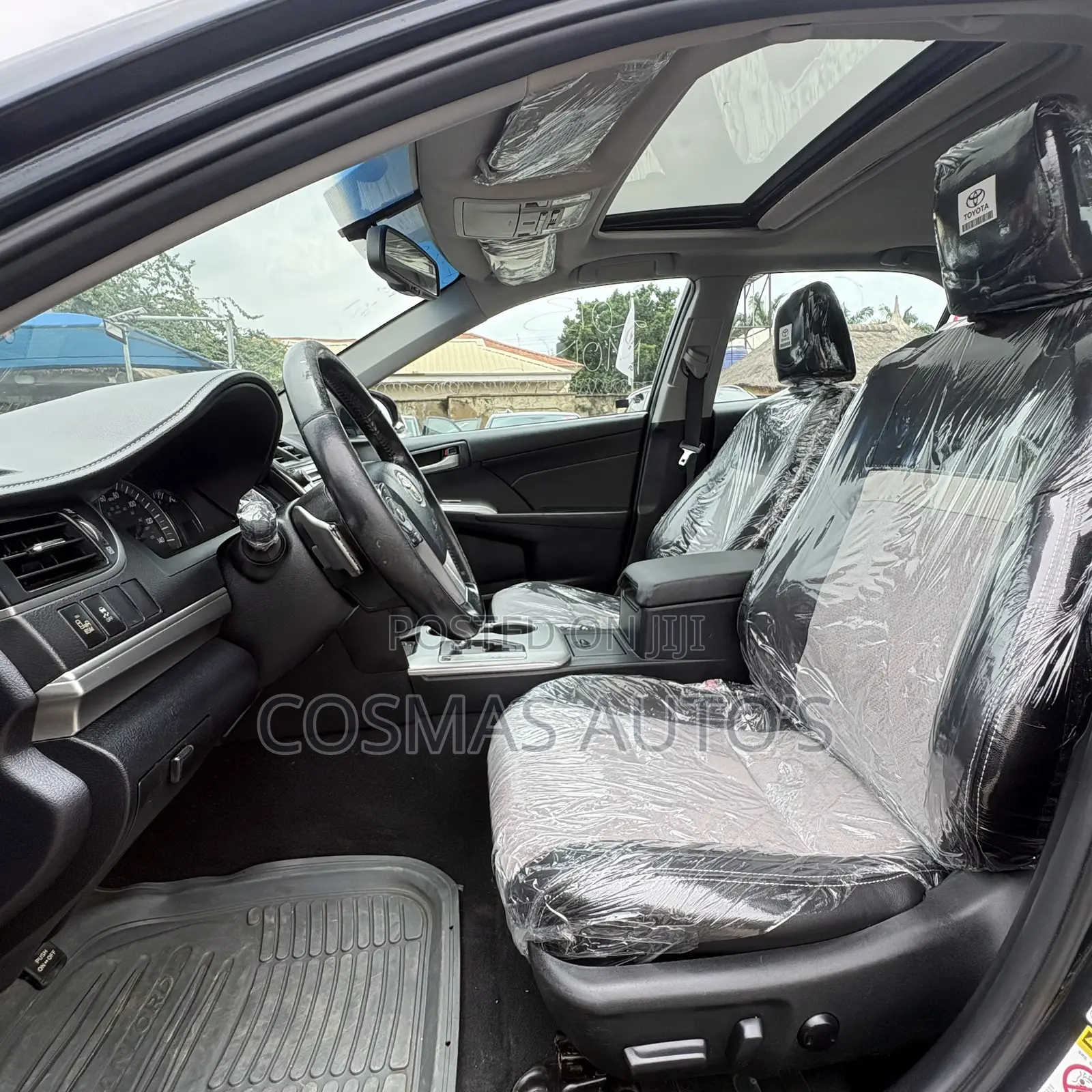 Toyota Camry SE 4dr Sedan (2.5L 4cyl 6A) 2013 Blue