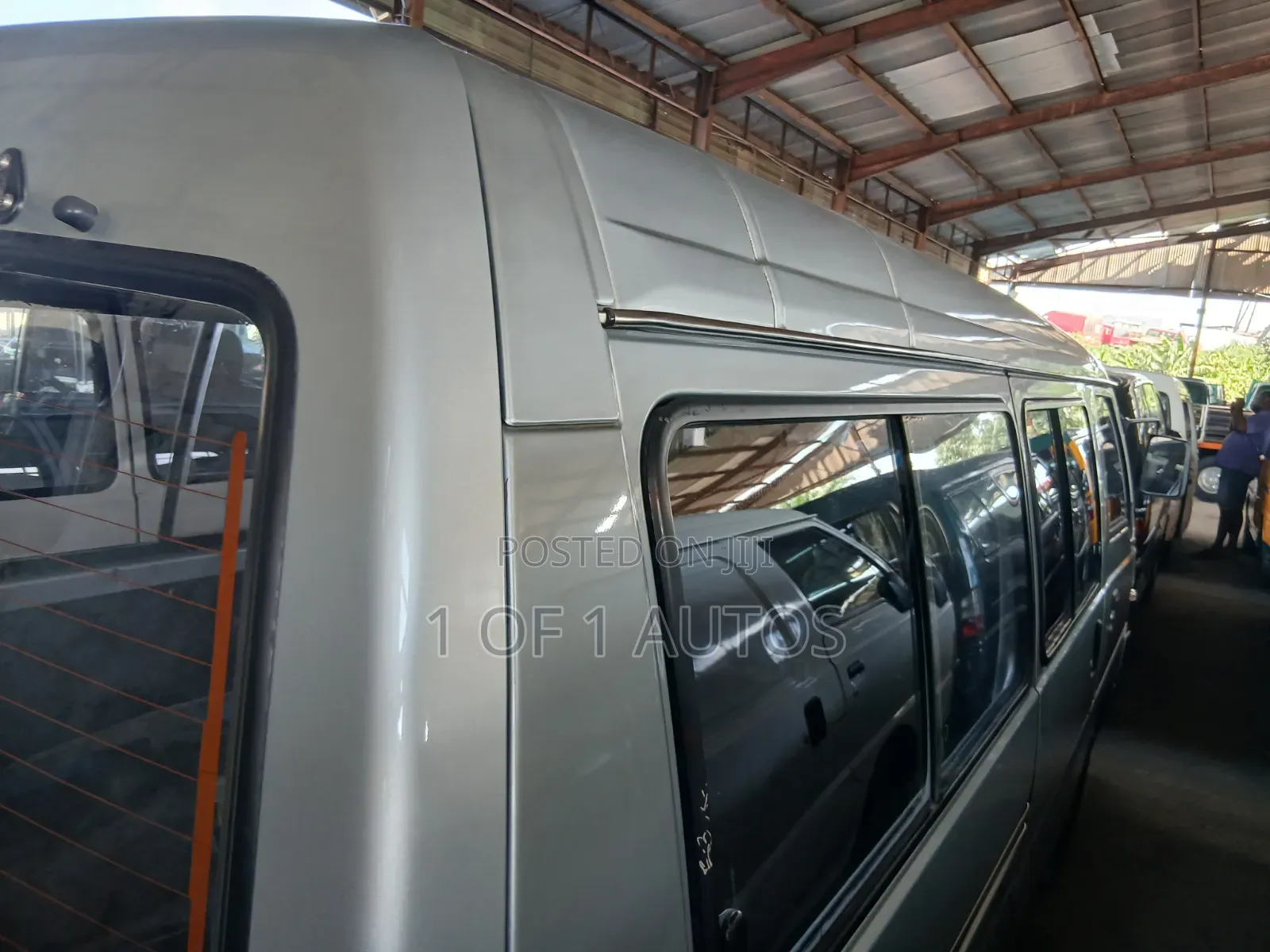 Mitsubishi L300 2012 Silver