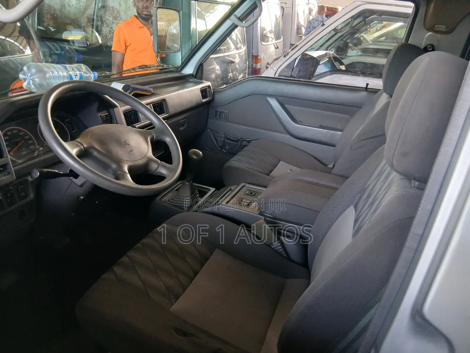 Mitsubishi L300 2012 Silver
