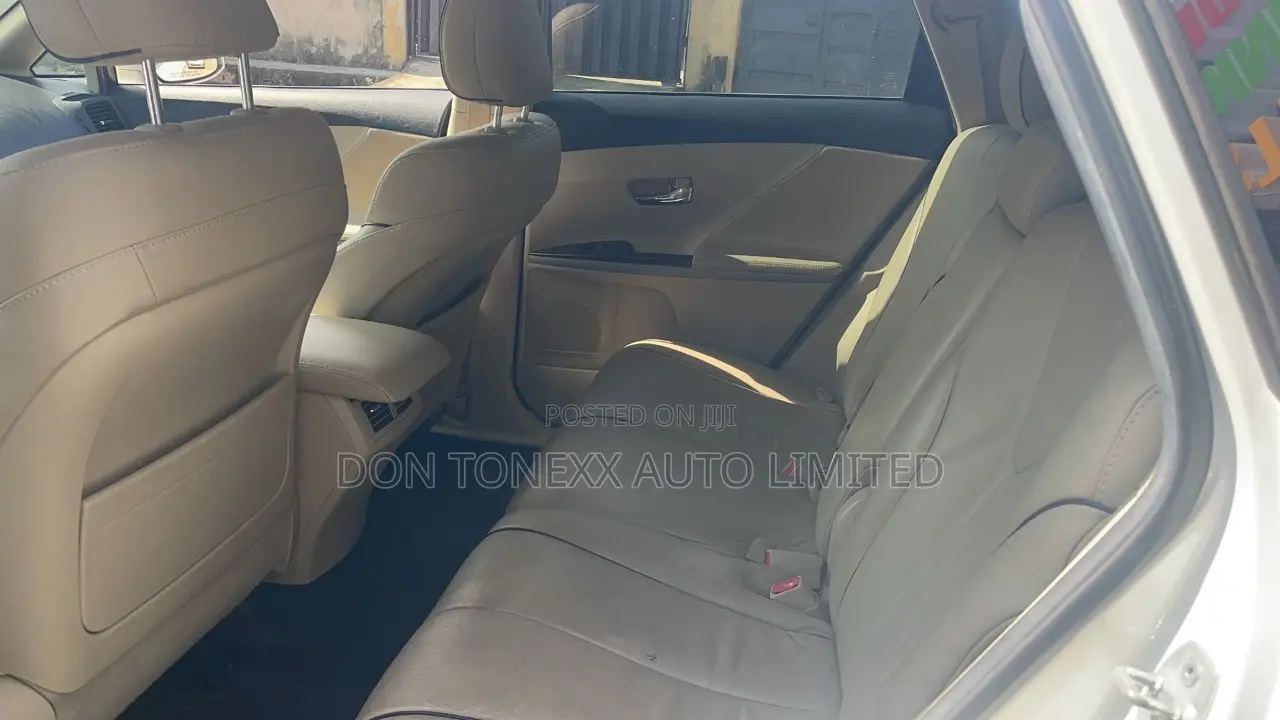 Toyota Venza XLE AWD V6 2013 White