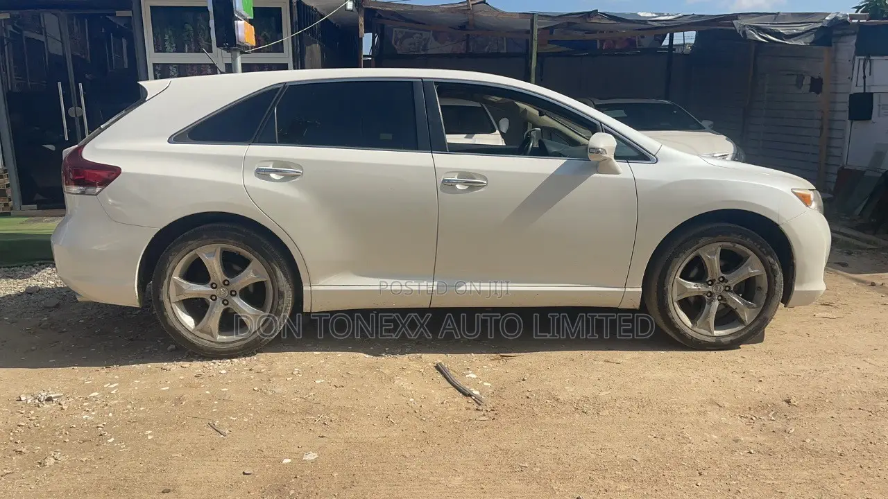 Toyota Venza XLE AWD V6 2013 White