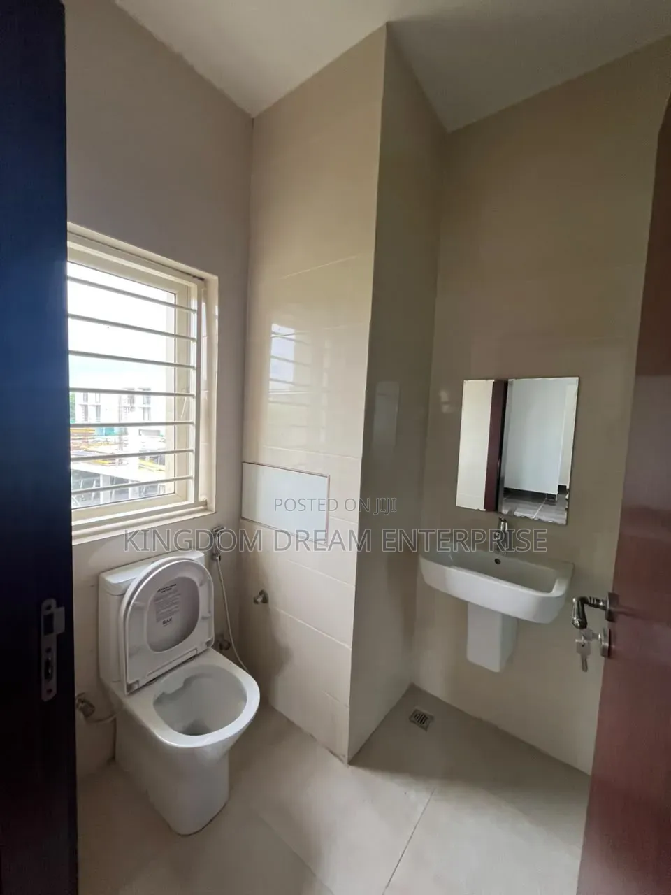 4bdrm Apartment in Banana Island Ikoyi for rent