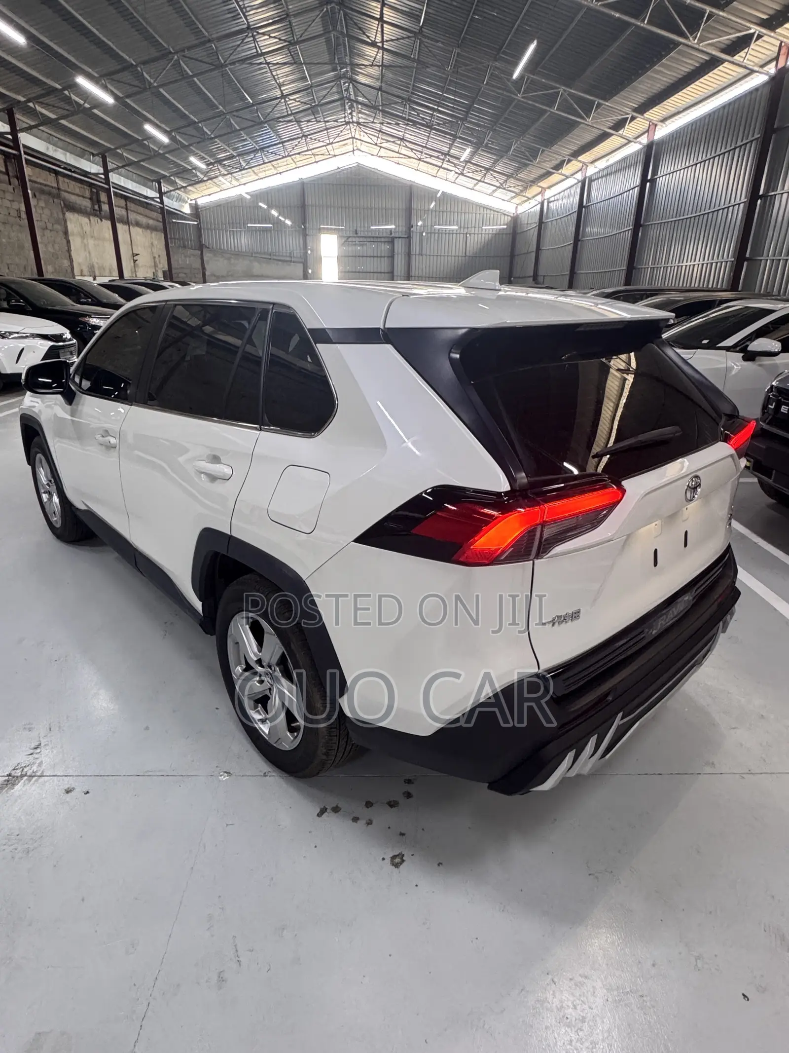 Toyota RAV4 Adventure AWD 2020 White
