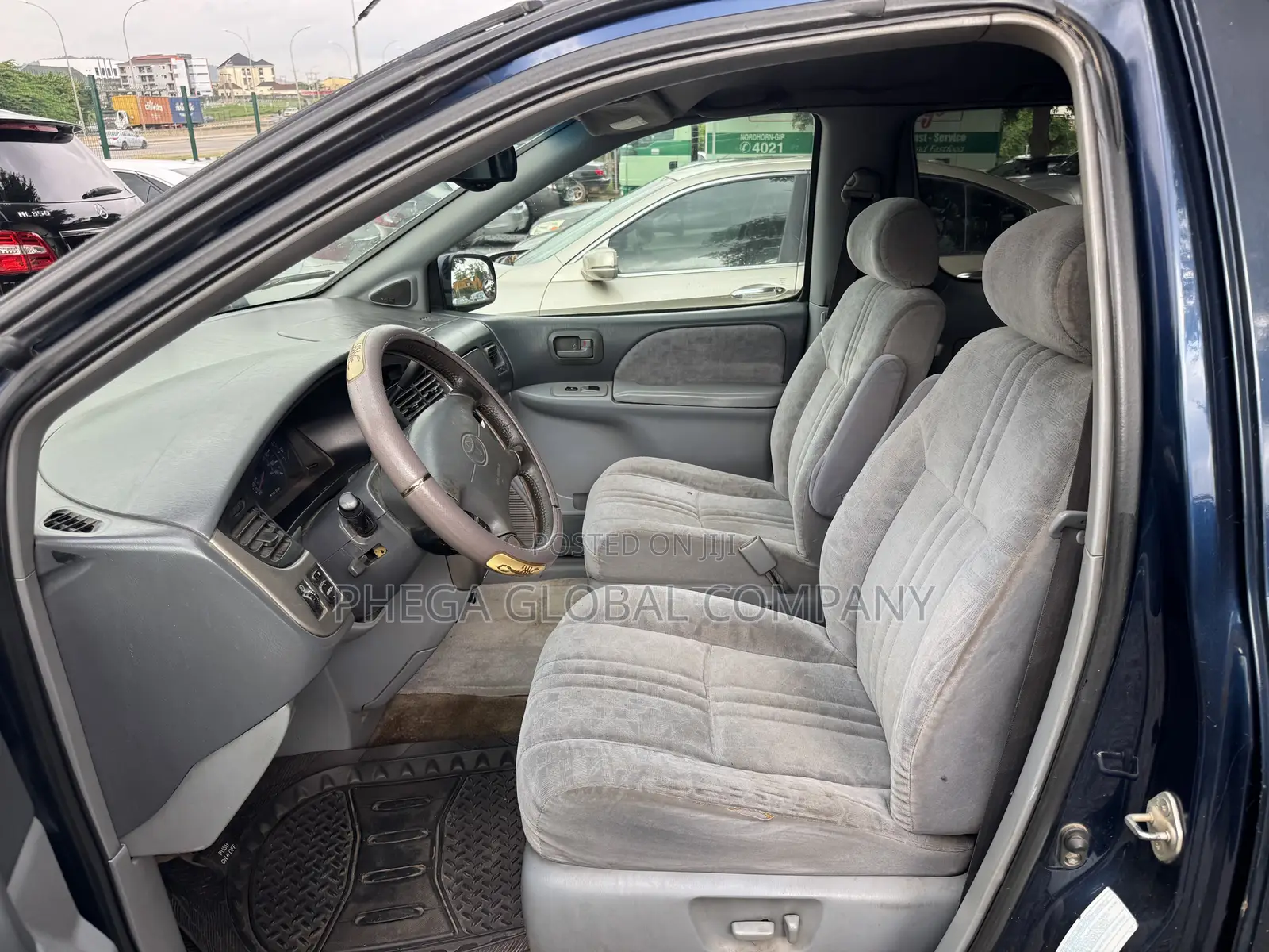 Toyota Sienna XLE 2003 Blue